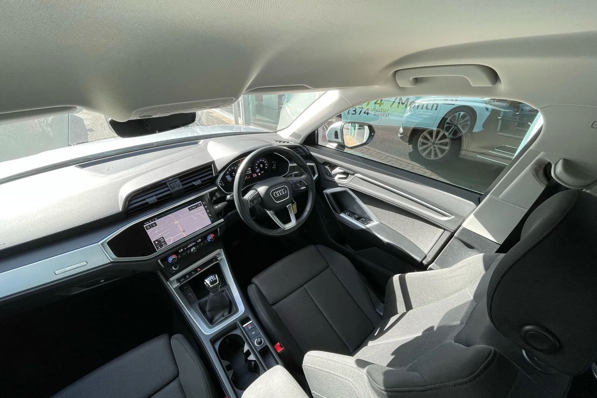 Audi Q3 thumbnail image number 33