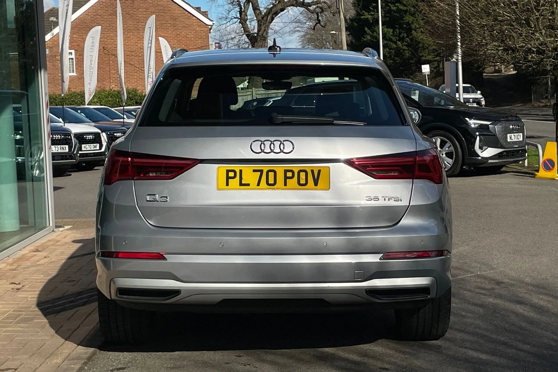 Audi Q3 thumbnail image number 7