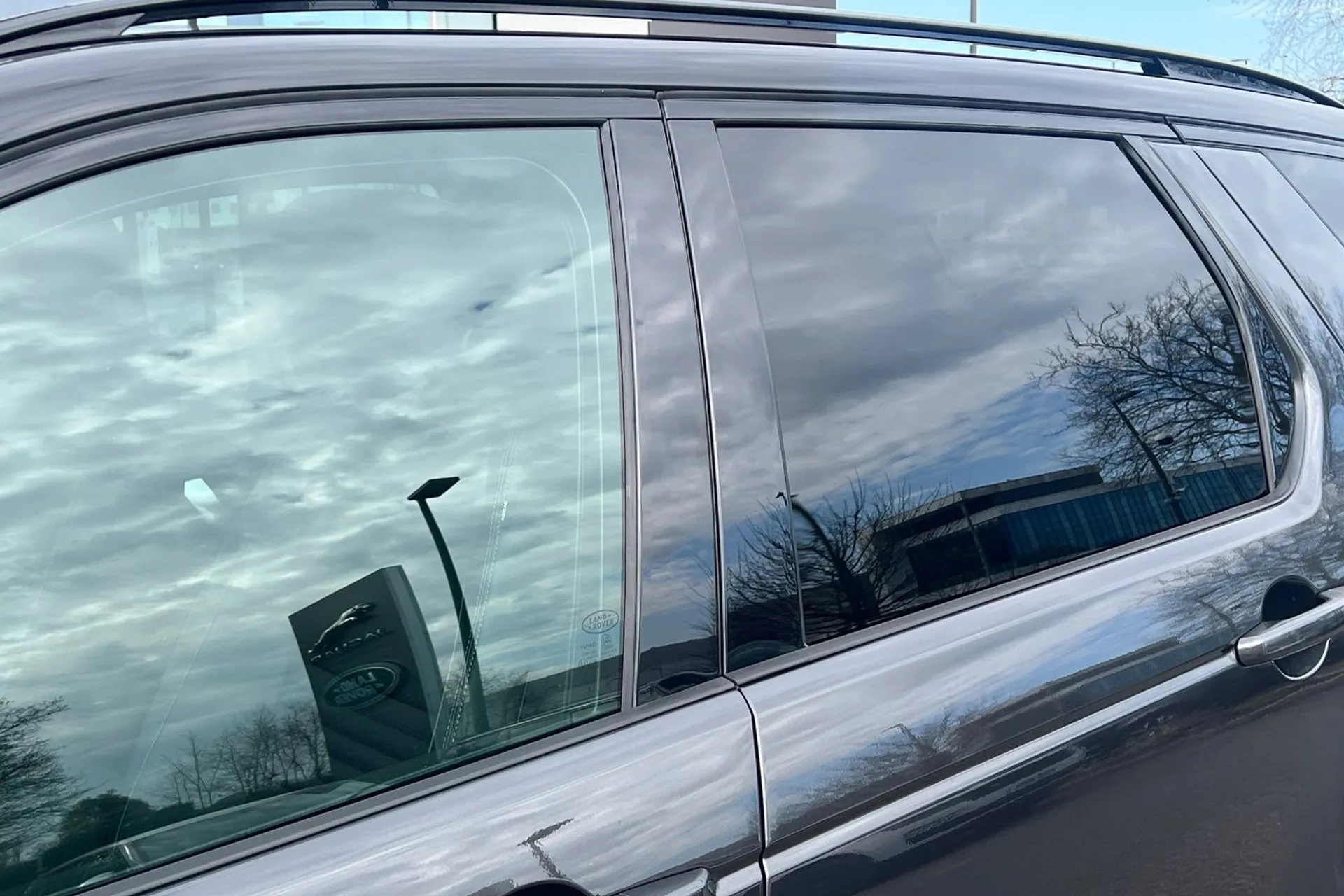 LAND ROVER DISCOVERY SPORT thumbnail image number 20