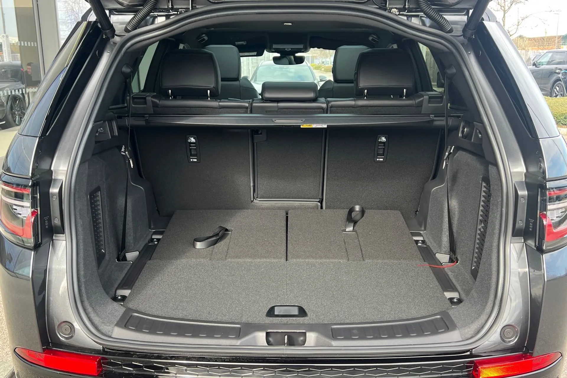 LAND ROVER DISCOVERY SPORT thumbnail image number 29