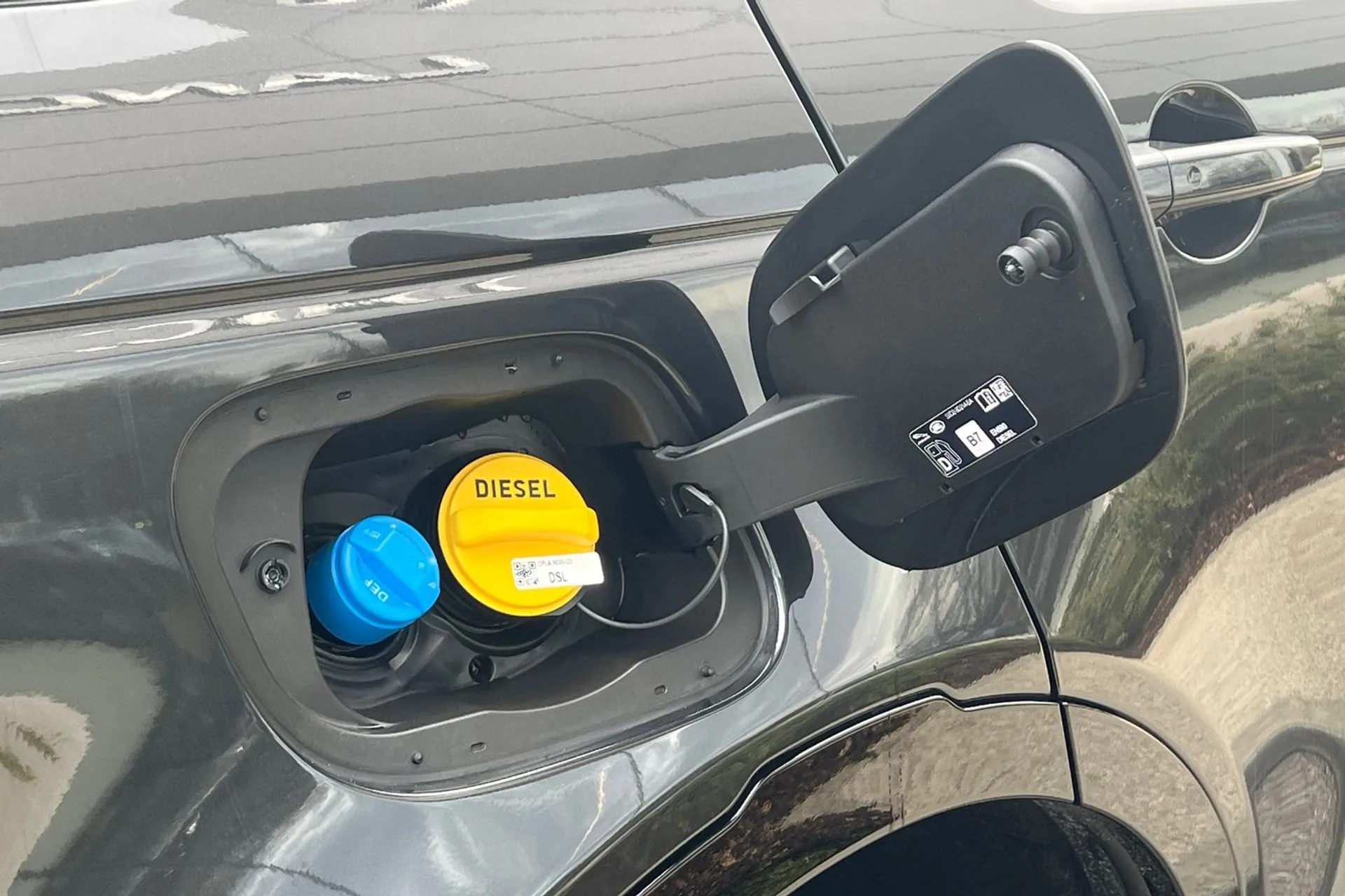 LAND ROVER DISCOVERY SPORT thumbnail image number 27