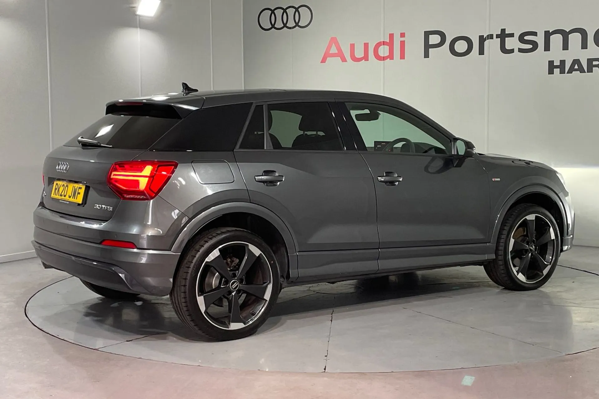 Audi Q2 thumbnail image number 9