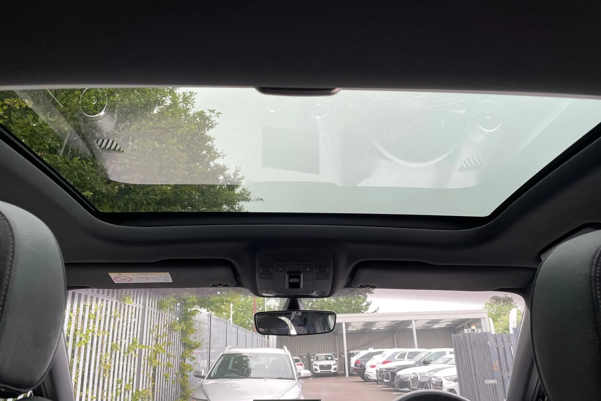 Audi Q2 thumbnail image number 25