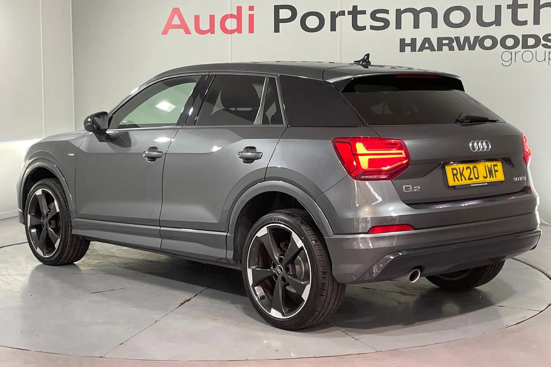 Audi Q2 thumbnail image number 8
