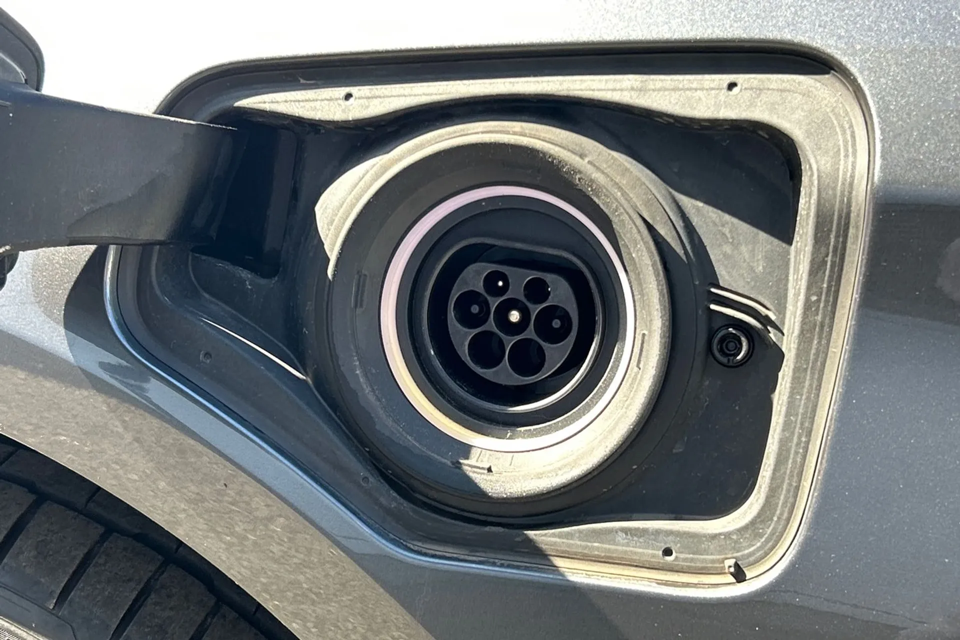 BMW 2 SERIES thumbnail image number 29