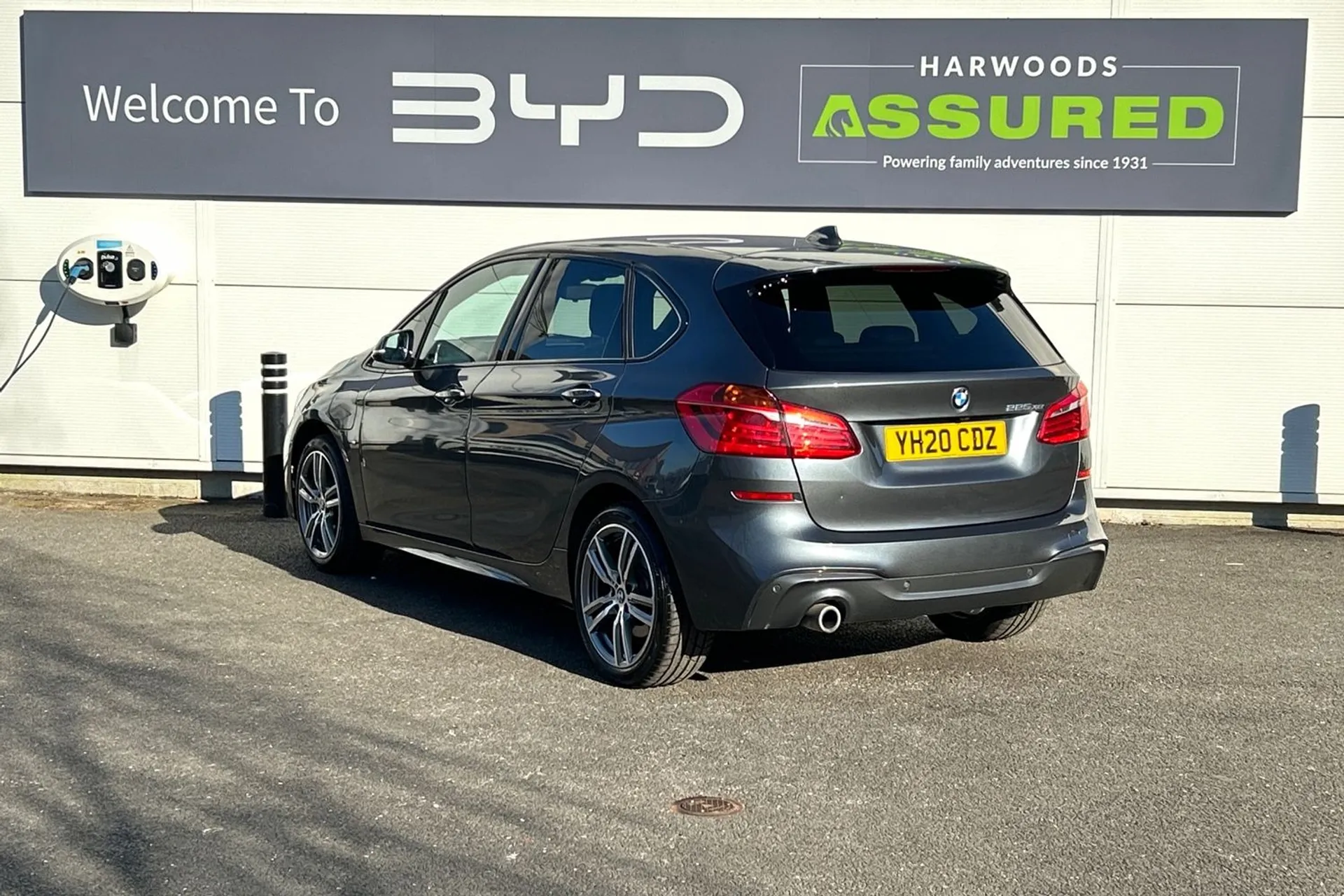 BMW 2 SERIES thumbnail image number 8