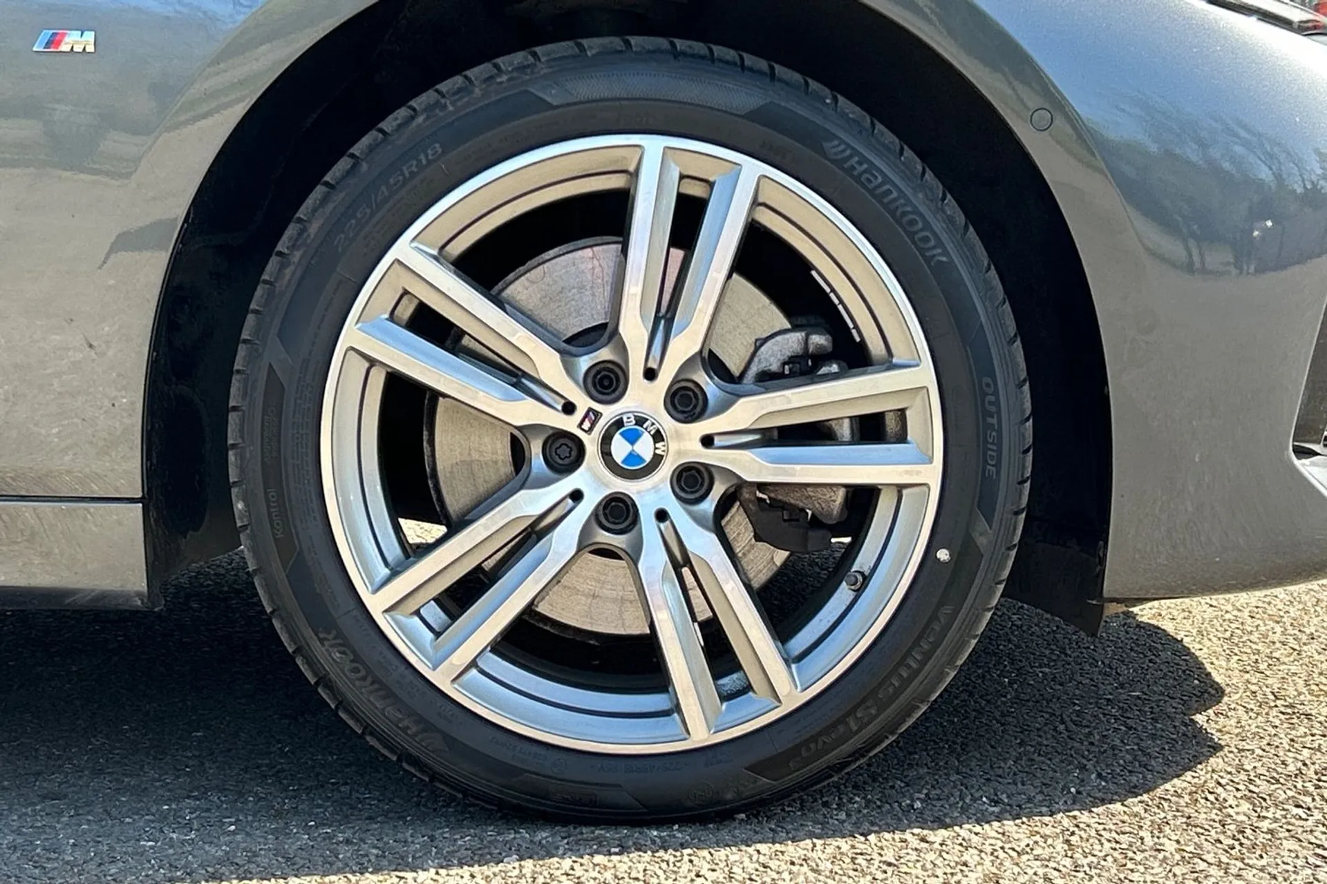 BMW 2 SERIES thumbnail image number 24