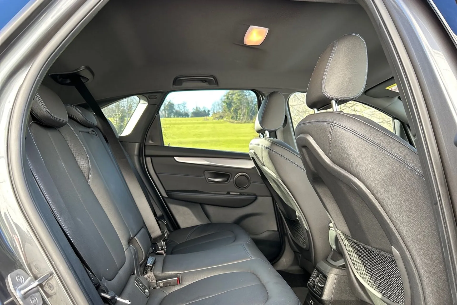 BMW 2 SERIES thumbnail image number 9