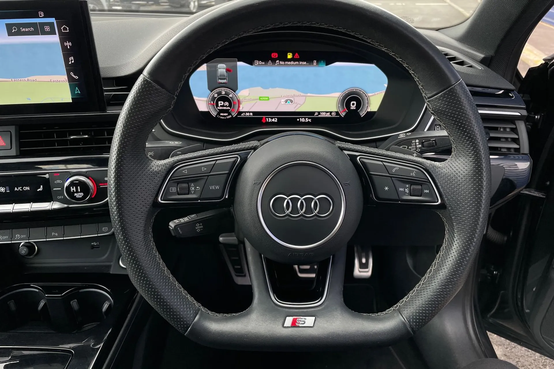 Audi A4 thumbnail image number 34