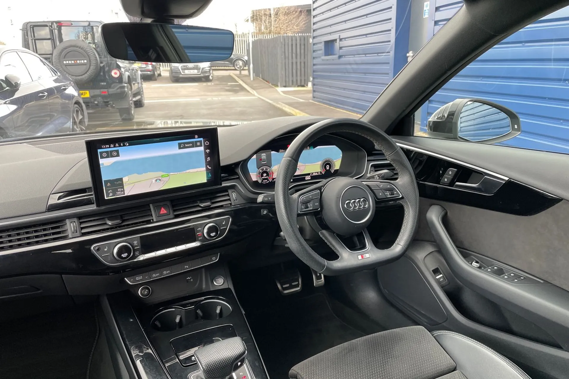 Audi A4 thumbnail image number 33