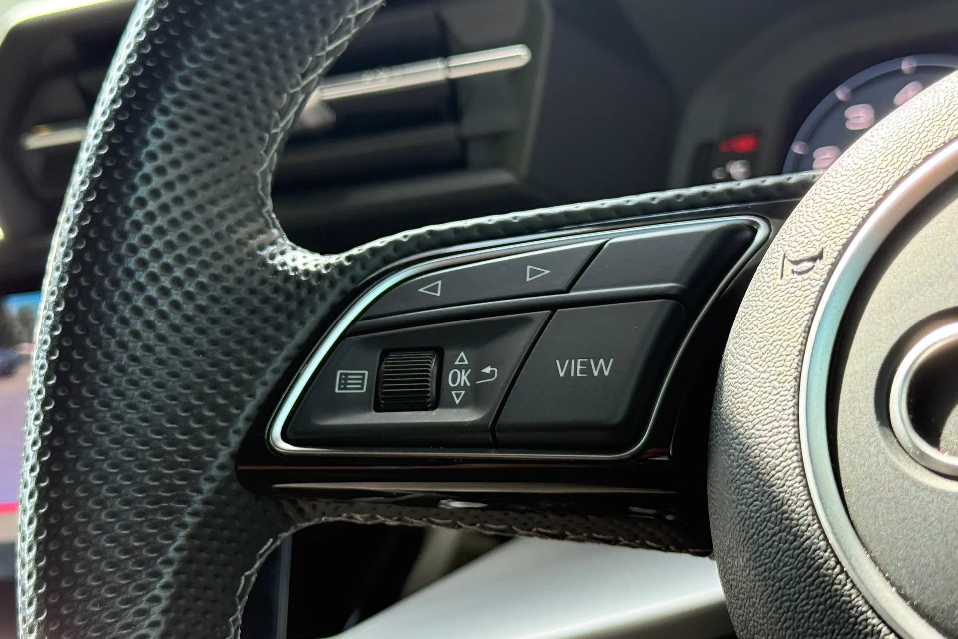 Audi A3 thumbnail image number 18