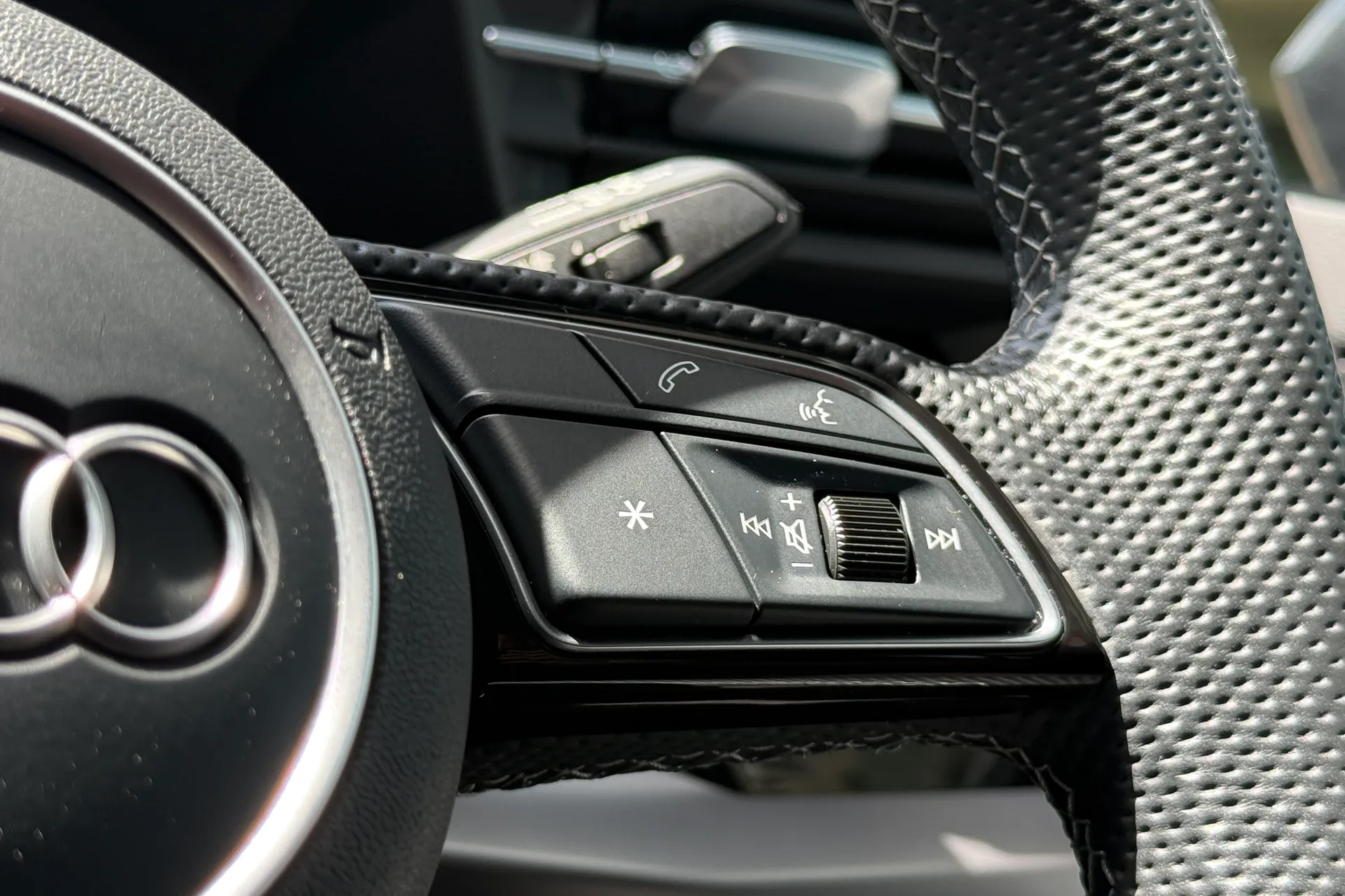 Audi A3 thumbnail image number 17