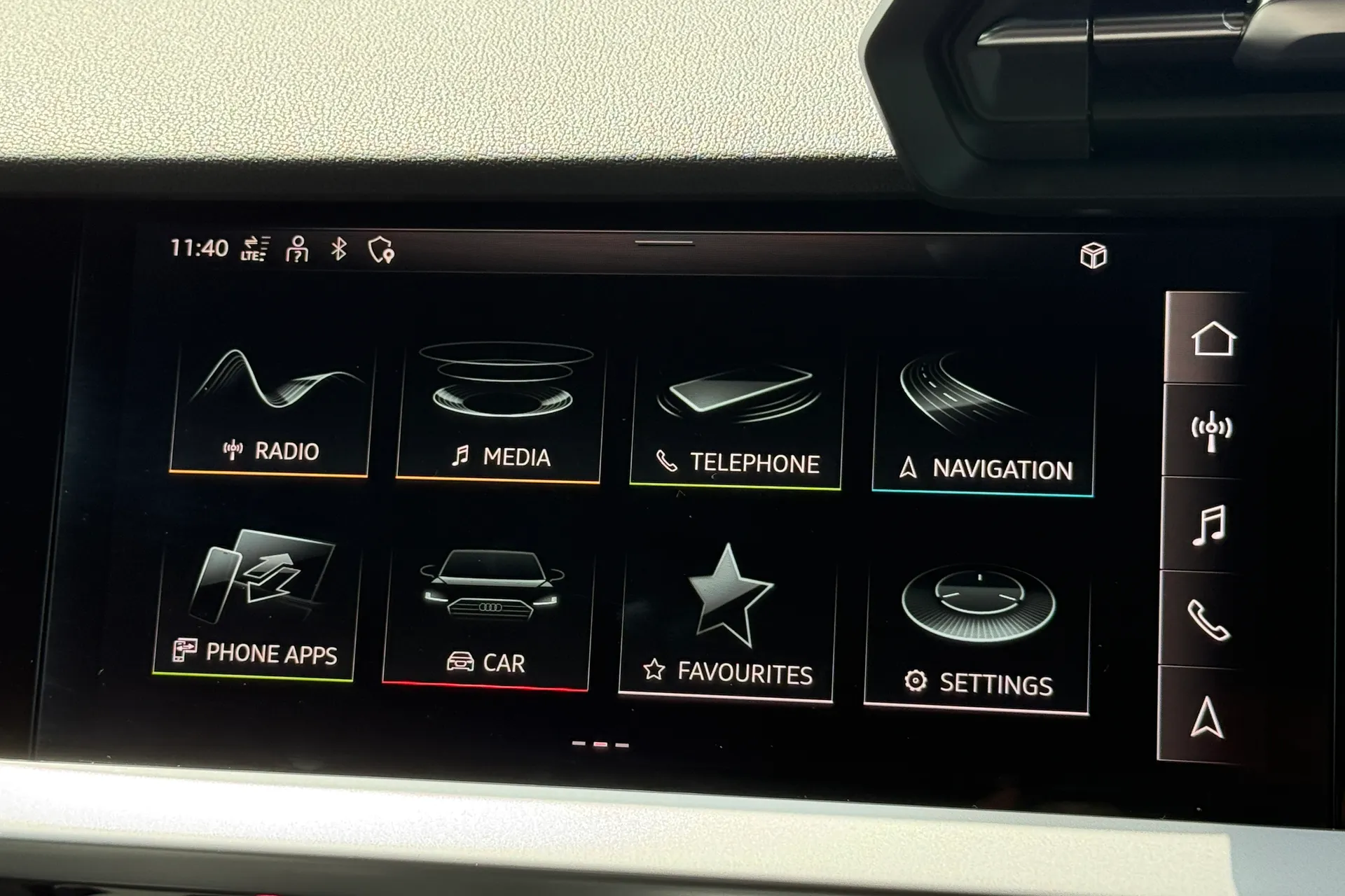 Audi A3 thumbnail image number 24