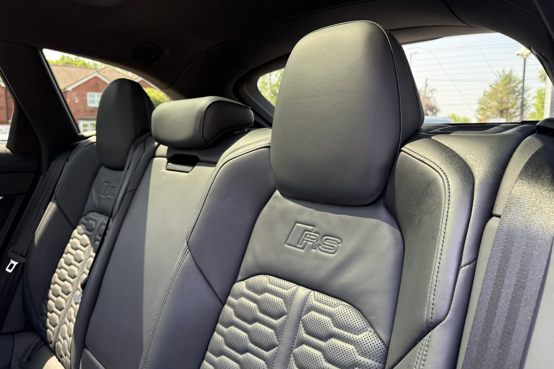 Audi RS6 thumbnail image number 55