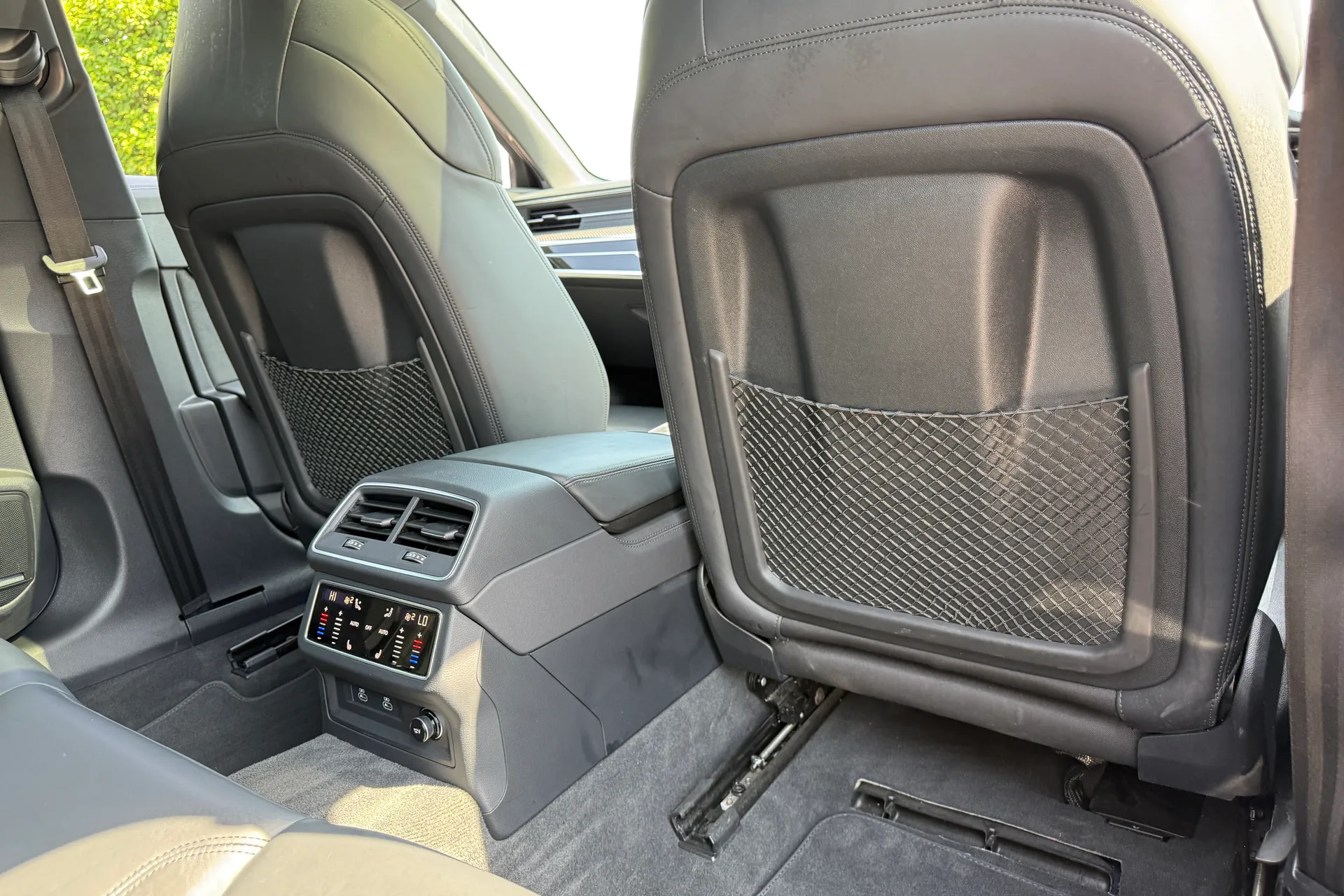 Audi RS6 thumbnail image number 59