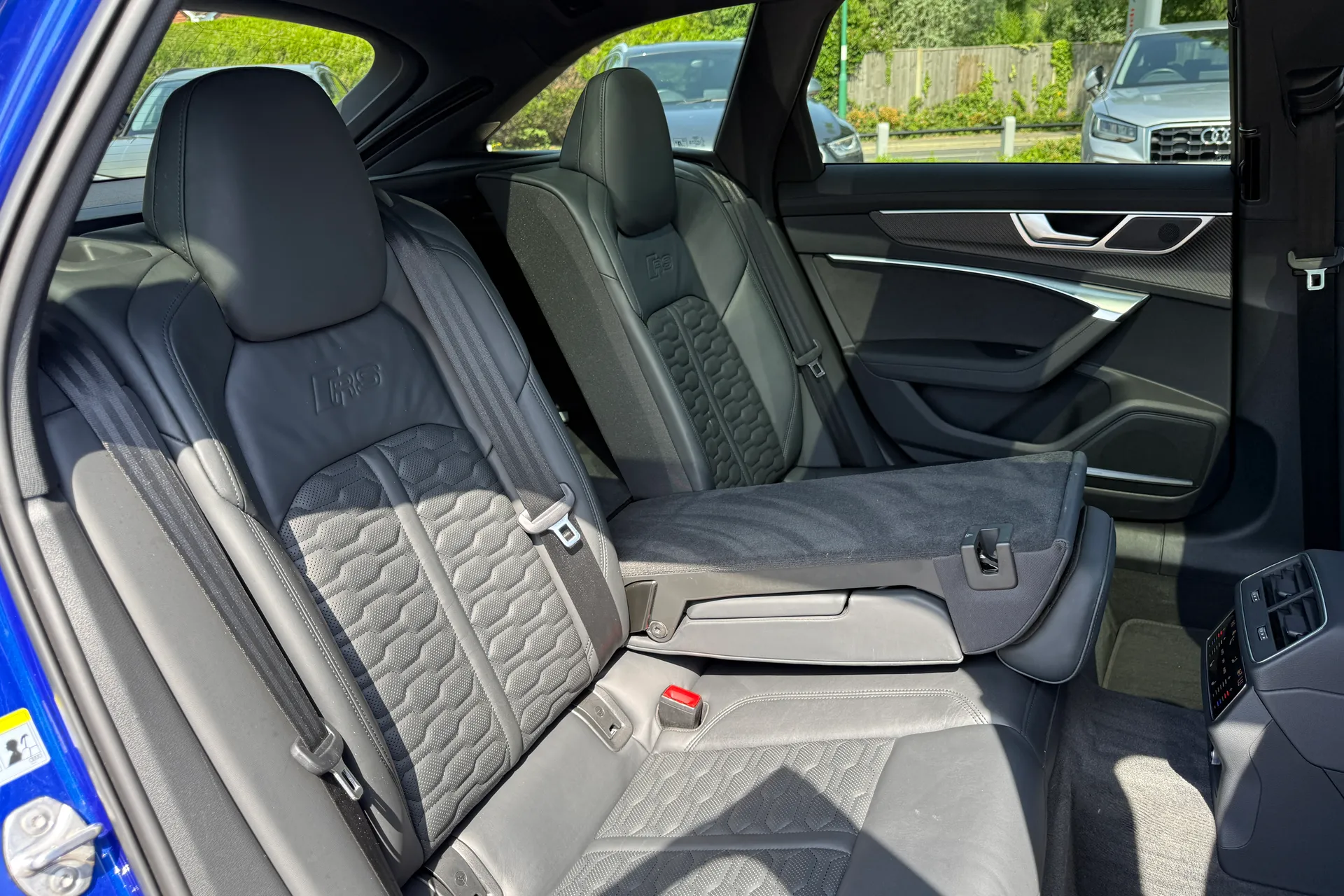 Audi RS6 thumbnail image number 60