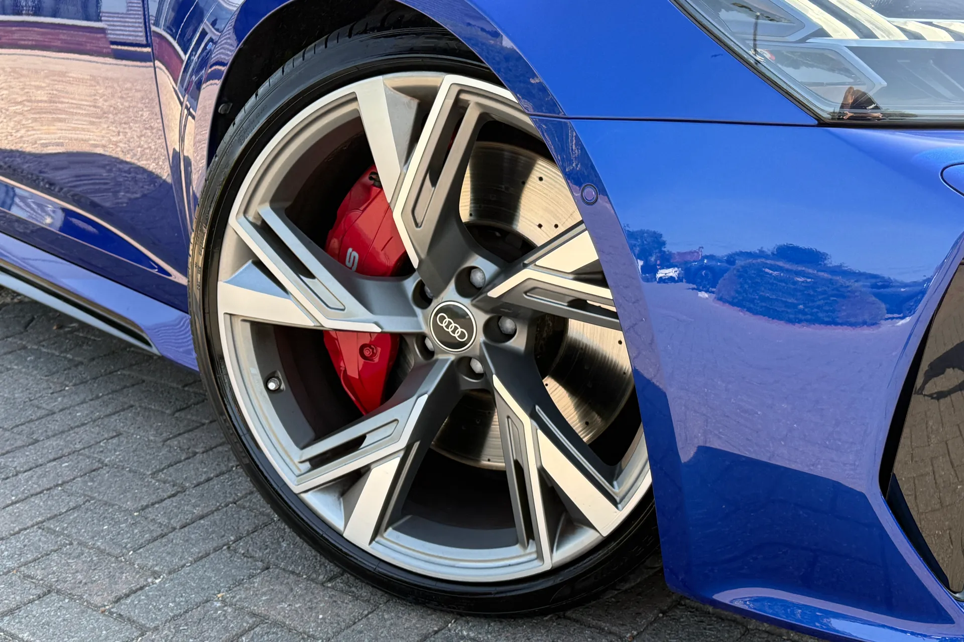 Audi RS6 thumbnail image number 7