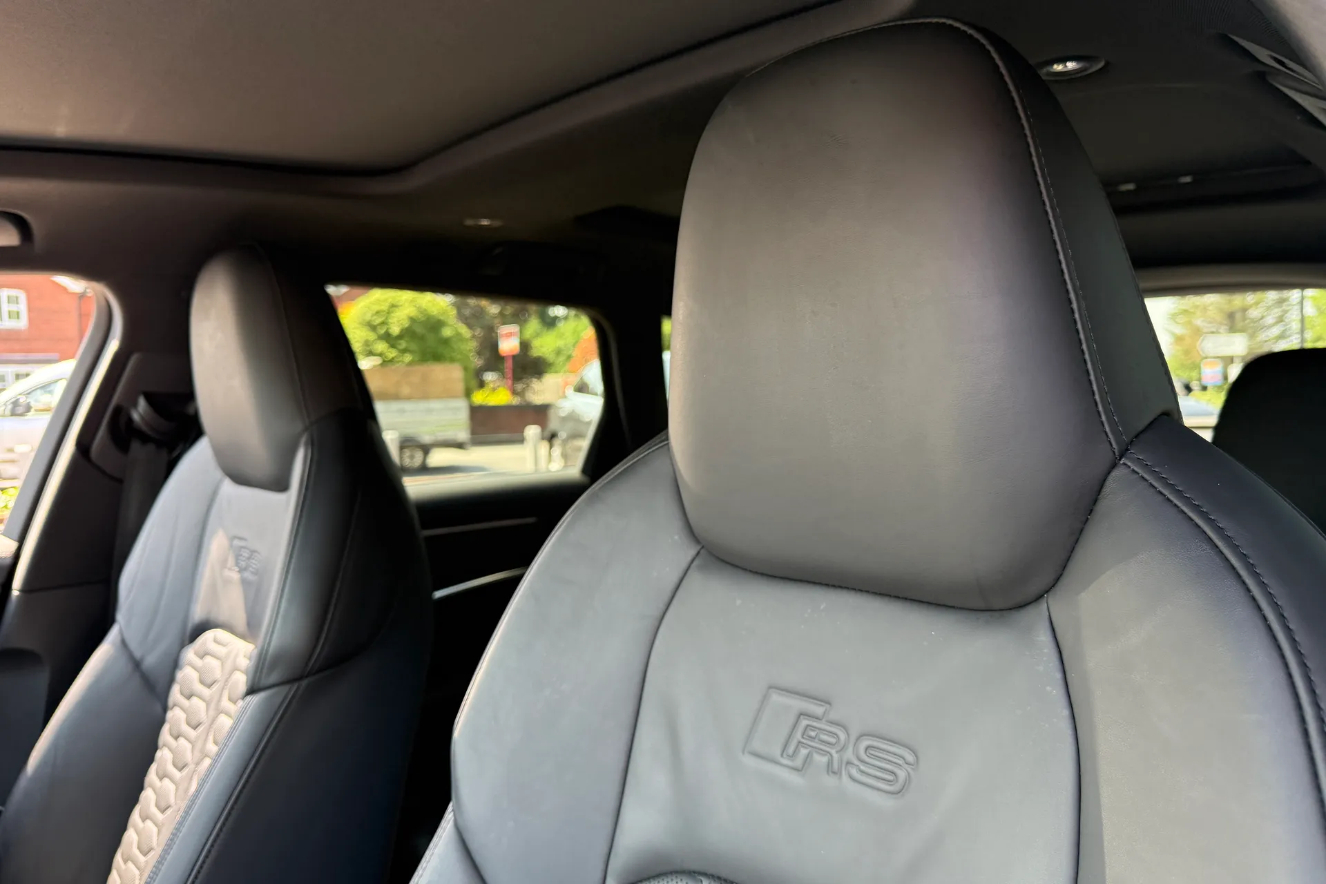 Audi RS6 thumbnail image number 40