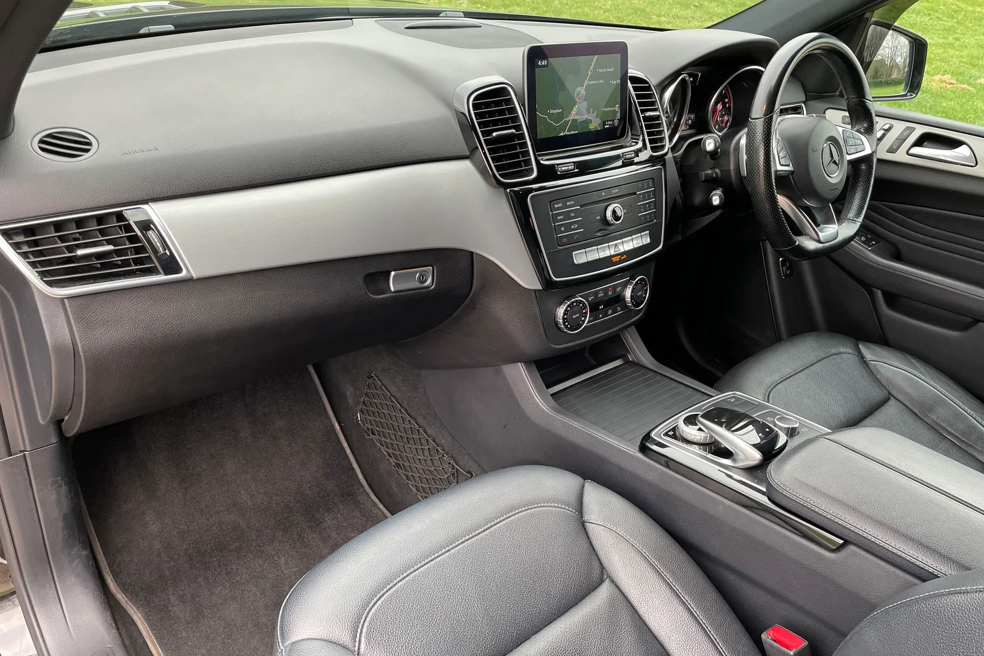 MERCEDES-BENZ GLE thumbnail image number 30