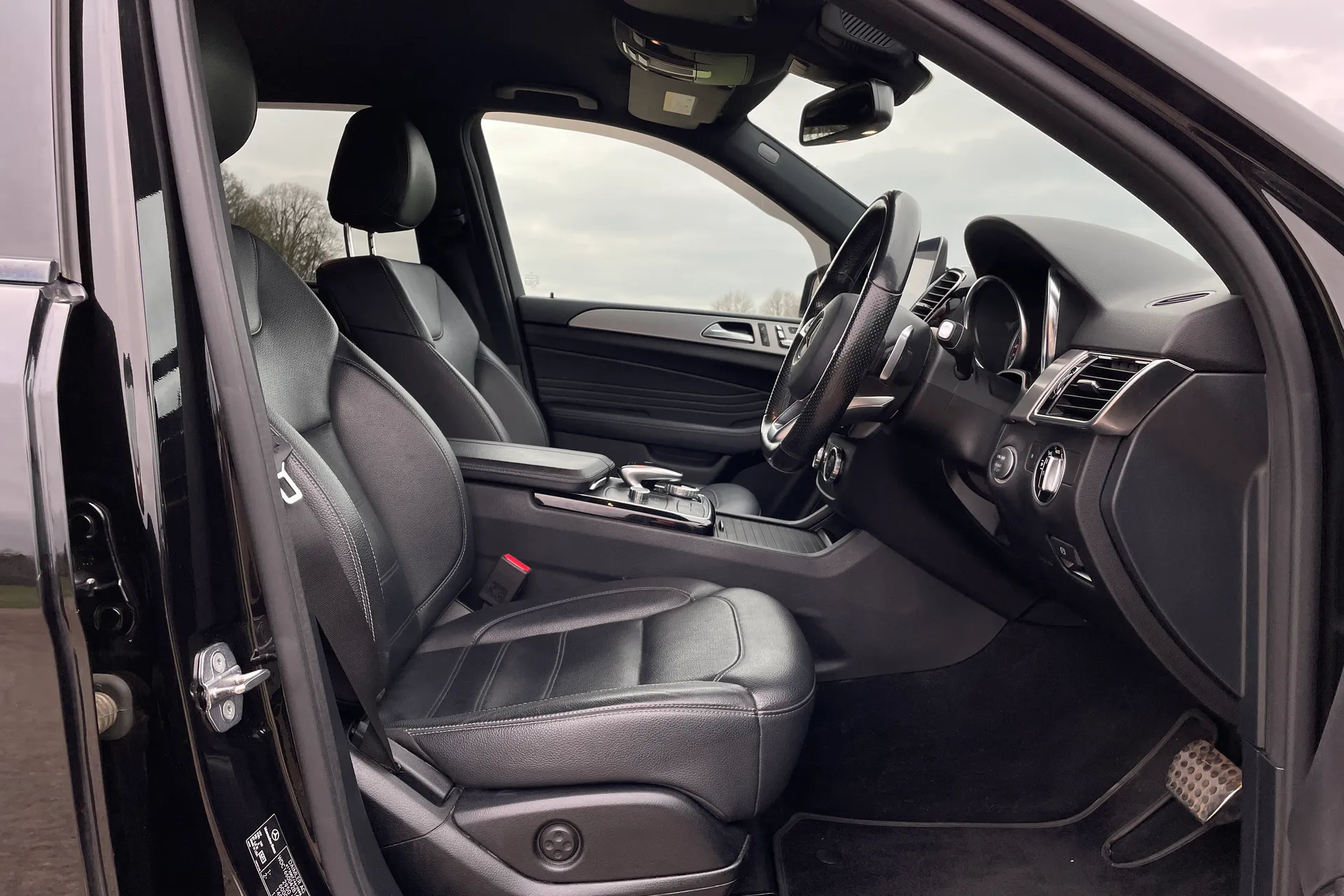 MERCEDES-BENZ GLE thumbnail image number 29