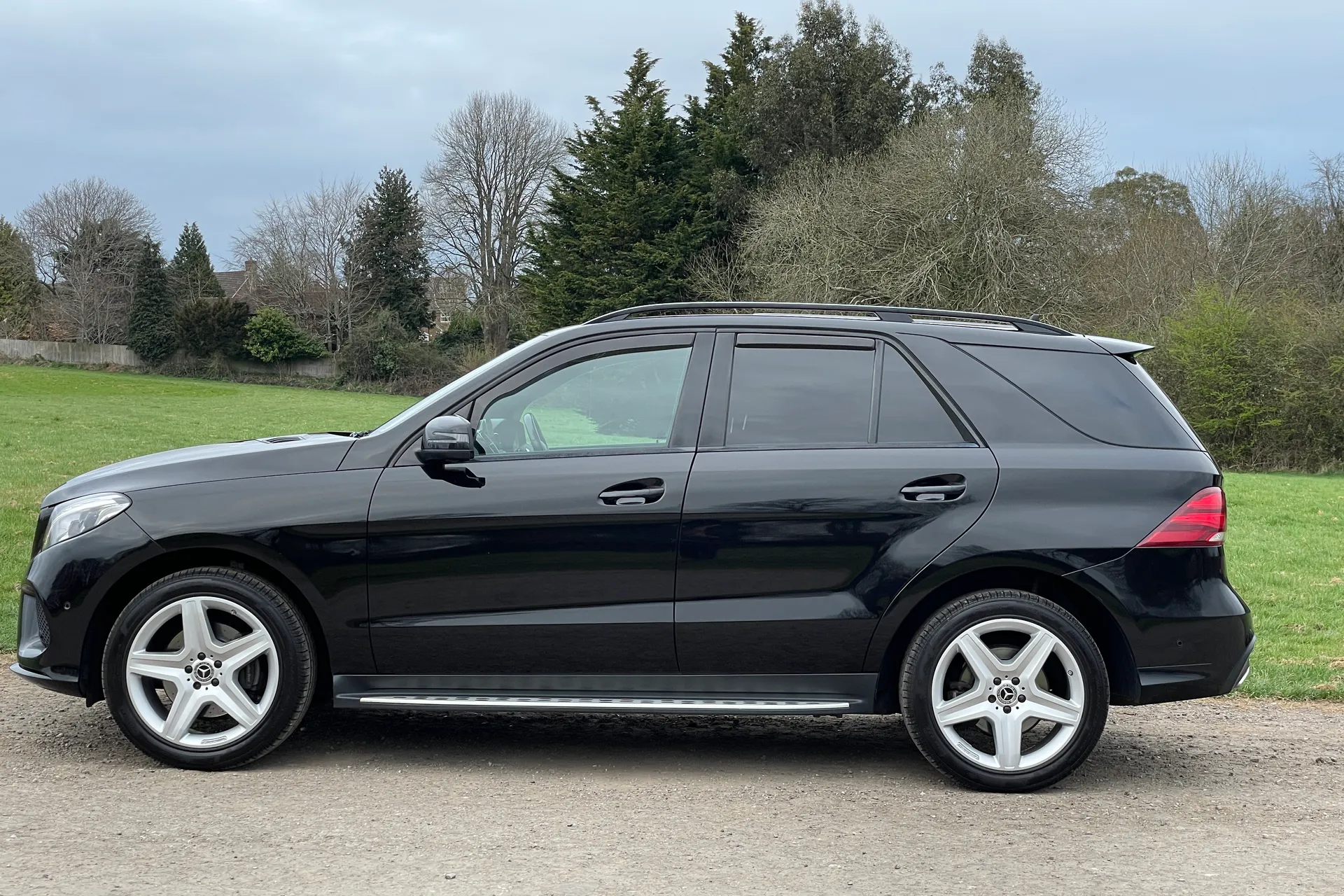 MERCEDES-BENZ GLE thumbnail image number 53