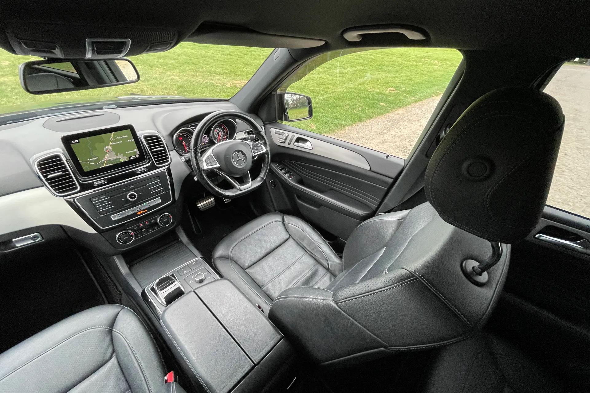 MERCEDES-BENZ GLE thumbnail image number 34