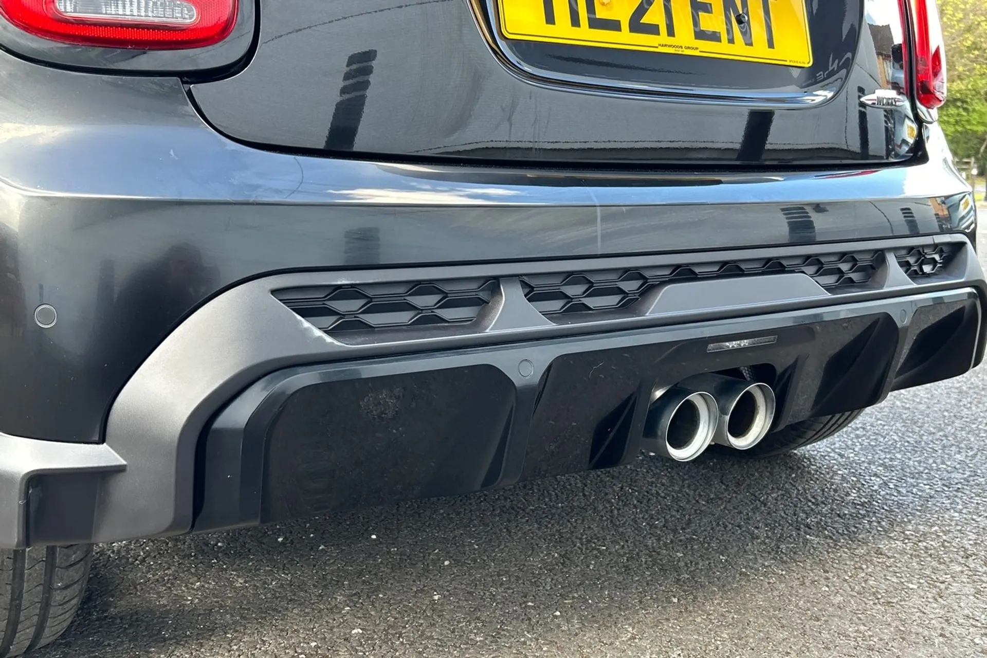 MINI HATCHBACK thumbnail image number 29