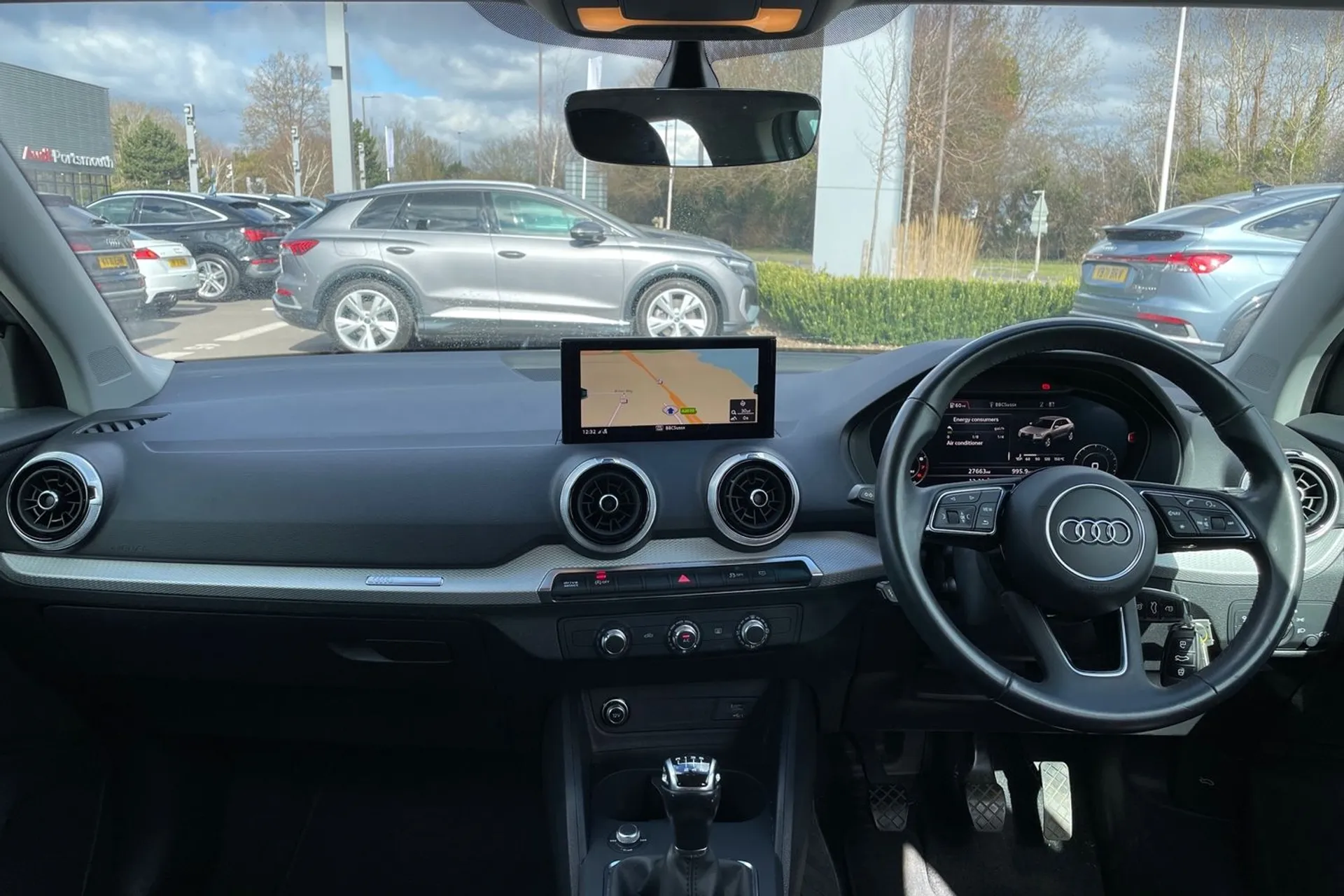 Audi Q2 thumbnail image number 3