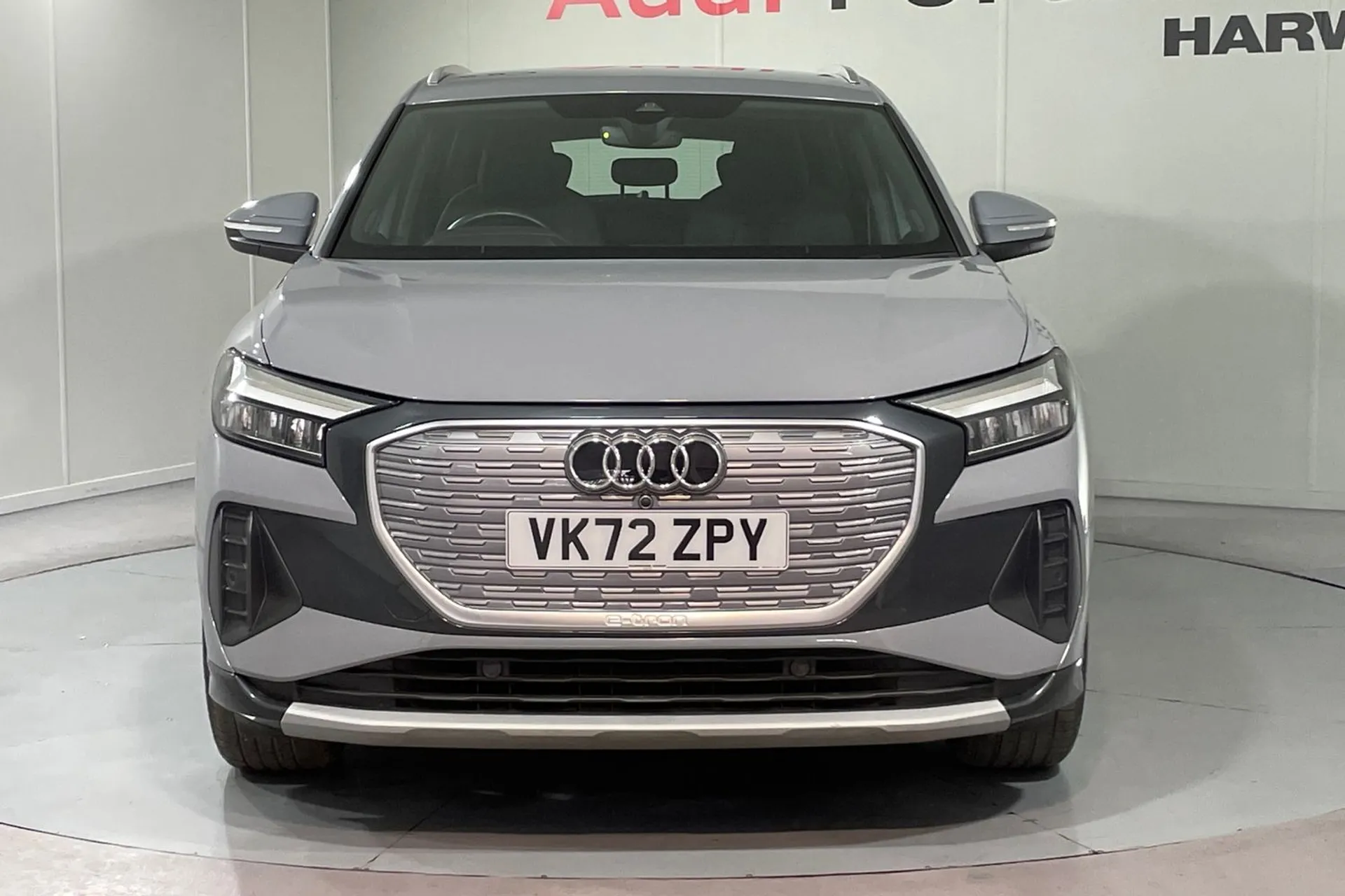 Audi Q4 thumbnail image number 6