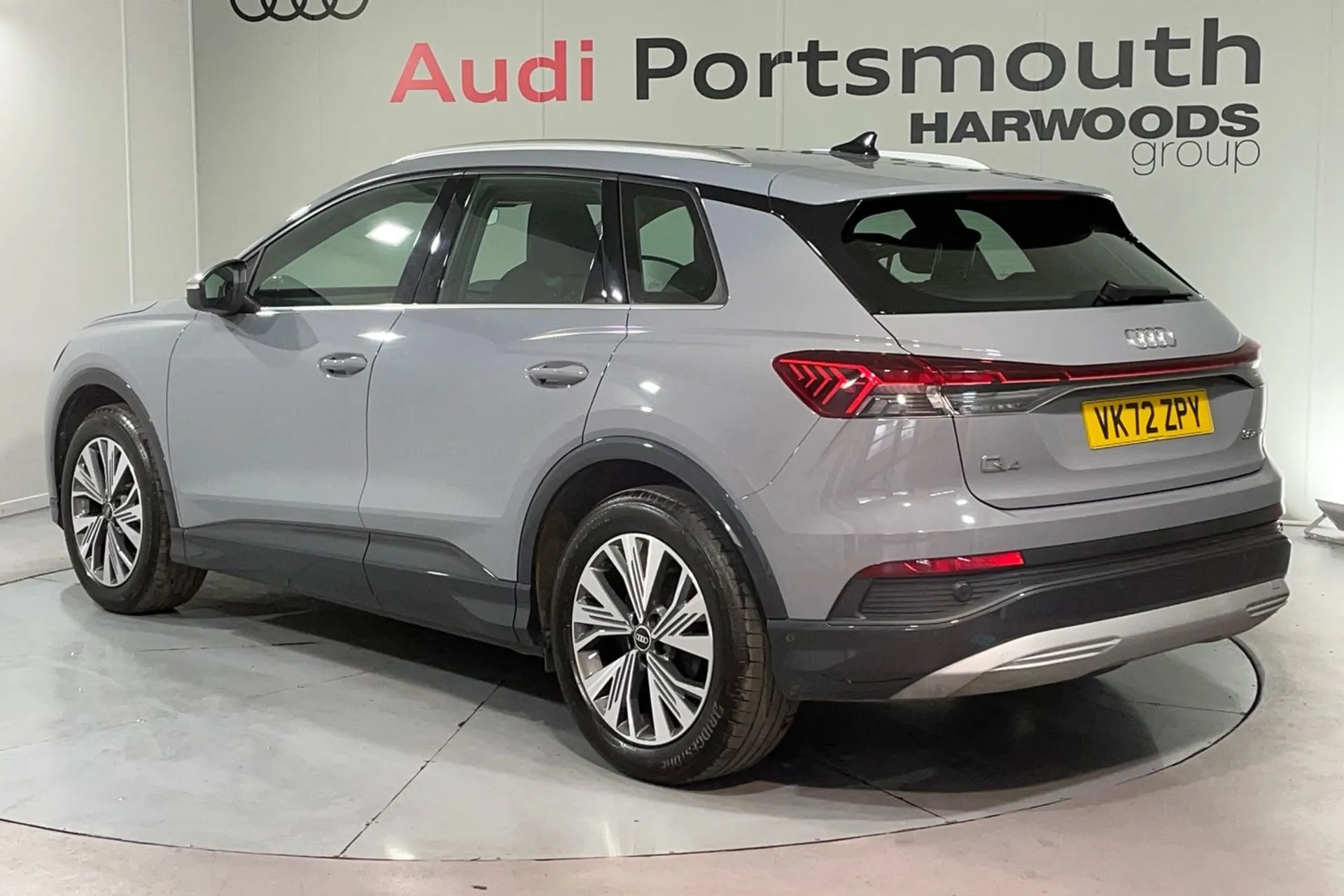 Audi Q4 thumbnail image number 9