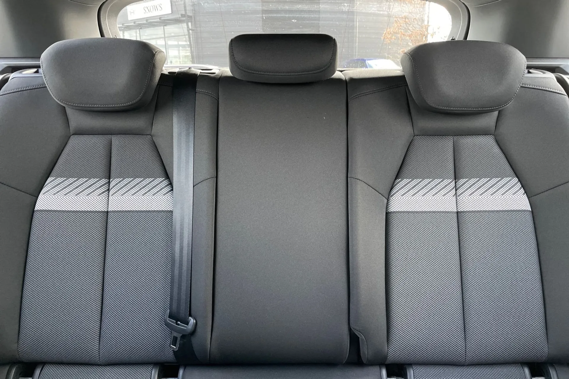 Audi Q4 thumbnail image number 34