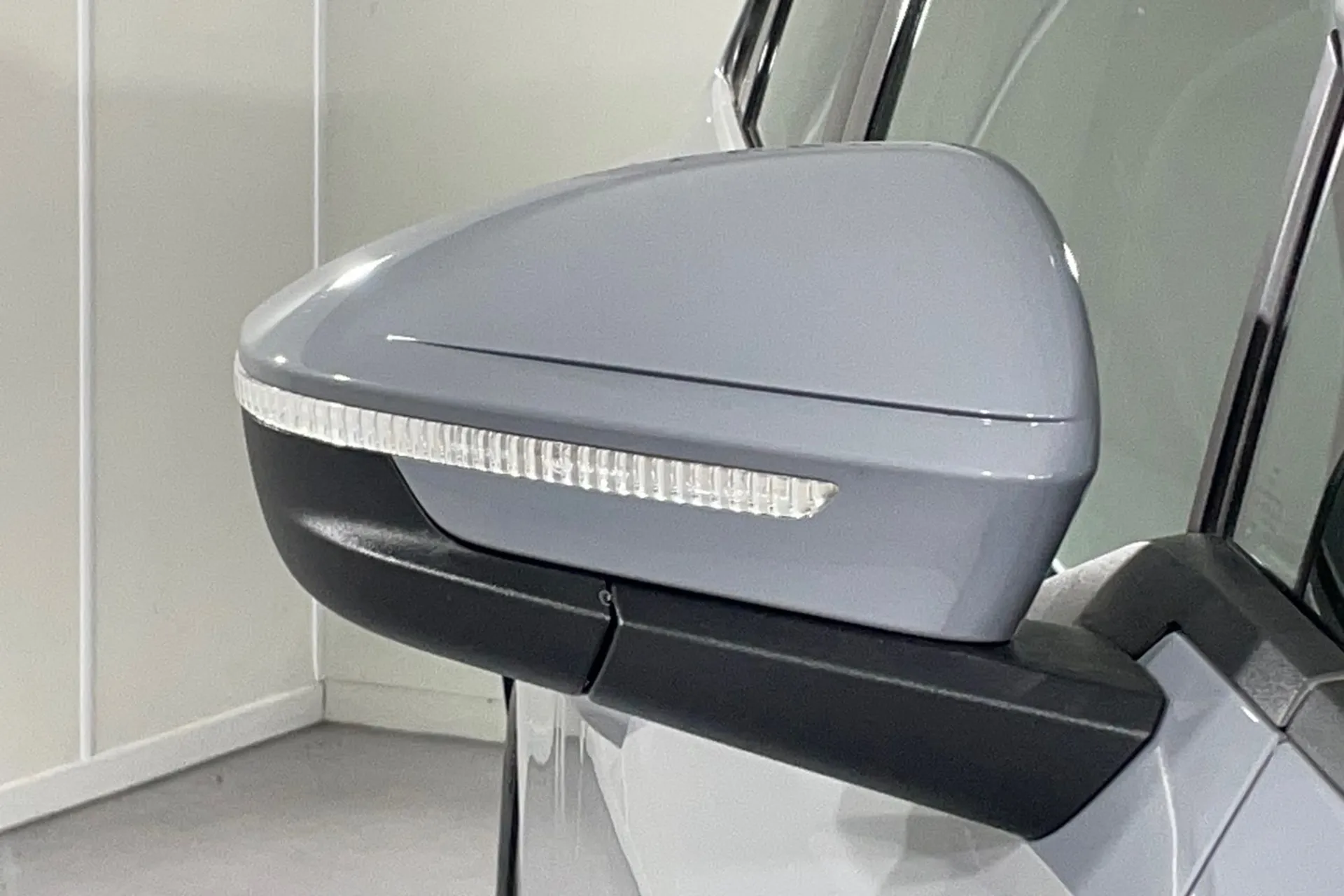 Audi Q4 thumbnail image number 48