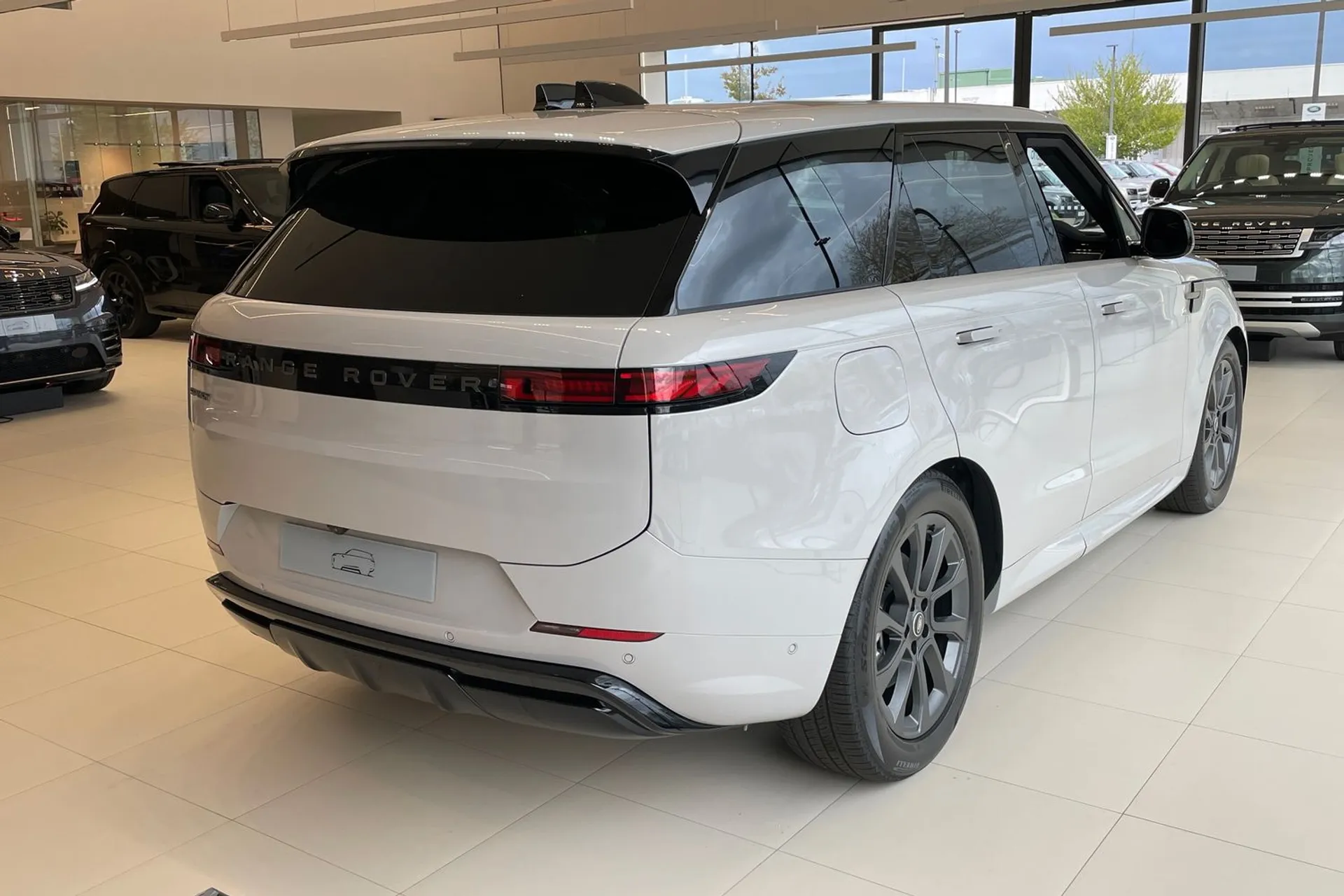 LAND ROVER RANGE ROVER SPORT thumbnail image number 11