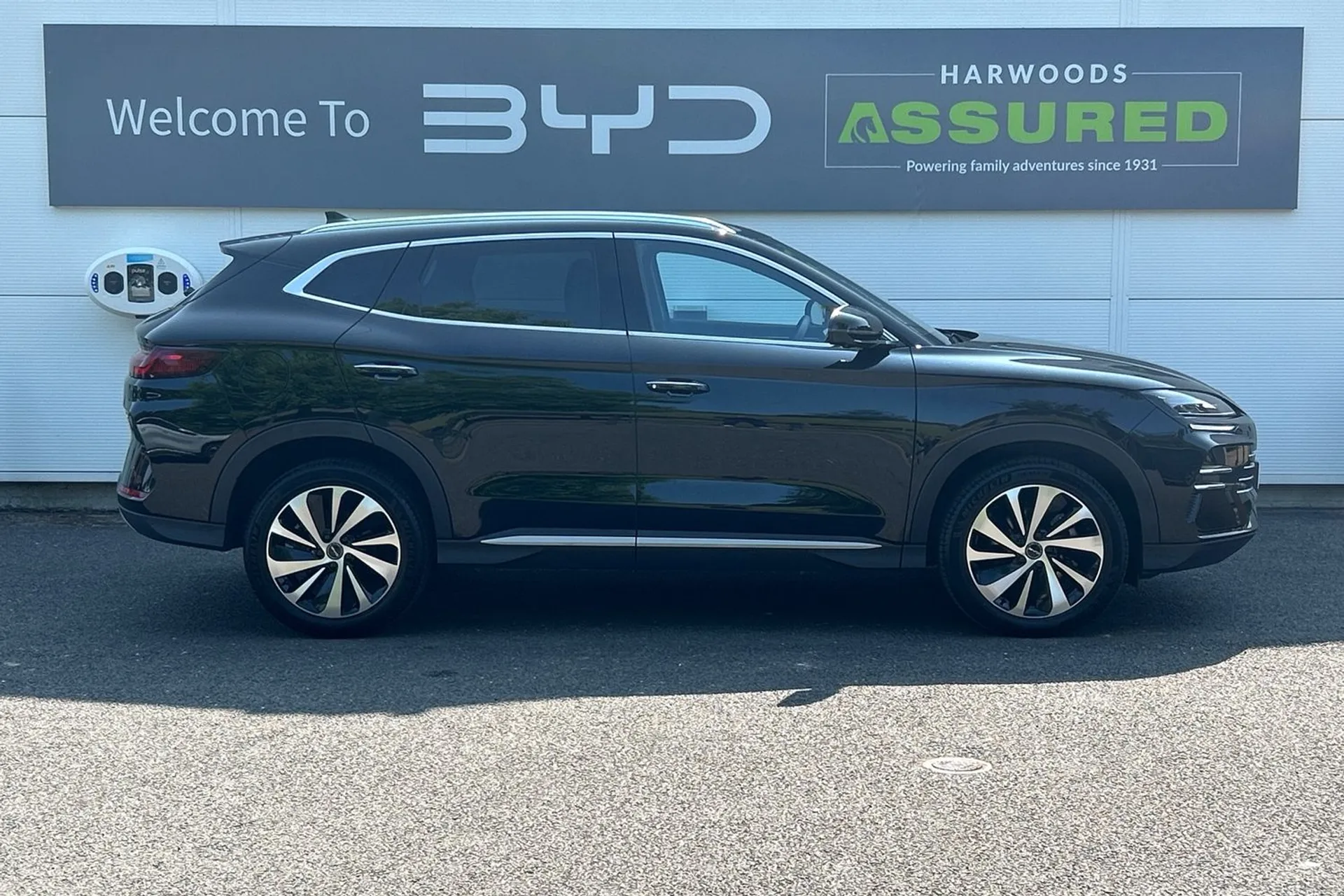 BYD SEAL U thumbnail image number 2