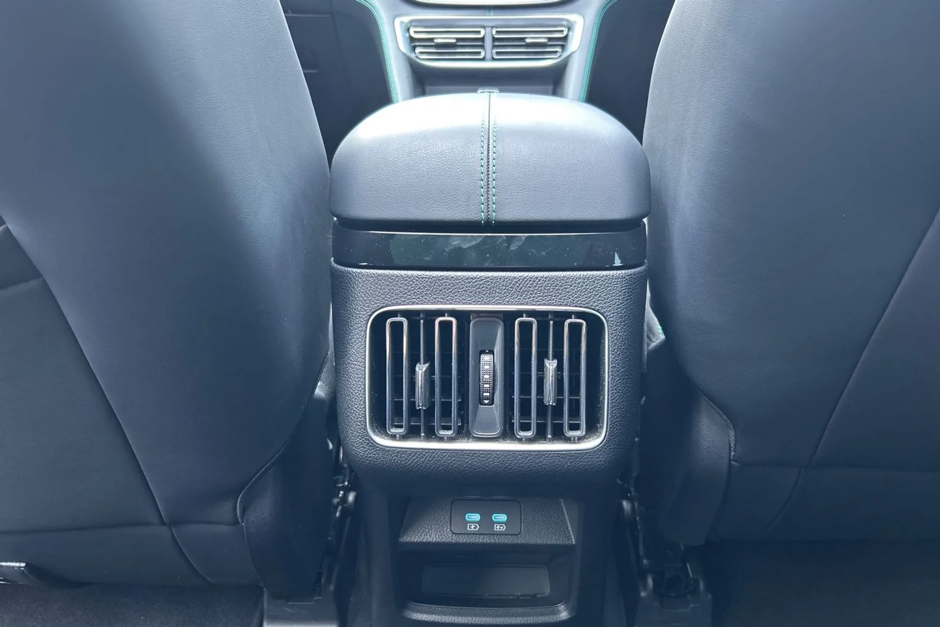 BYD SEAL U thumbnail image number 25