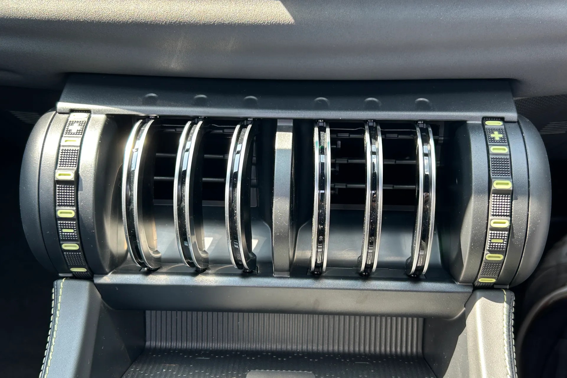 BYD ATTO 3 thumbnail image number 42