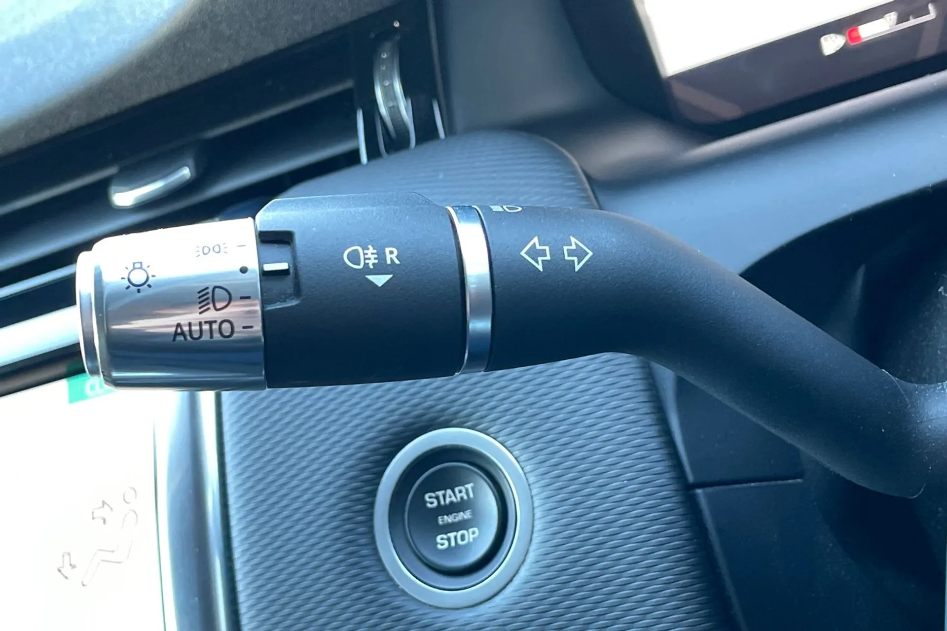 LAND ROVER DISCOVERY SPORT thumbnail image number 60