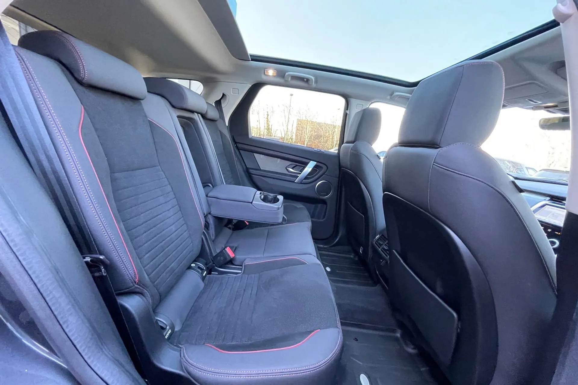LAND ROVER DISCOVERY SPORT thumbnail image number 46
