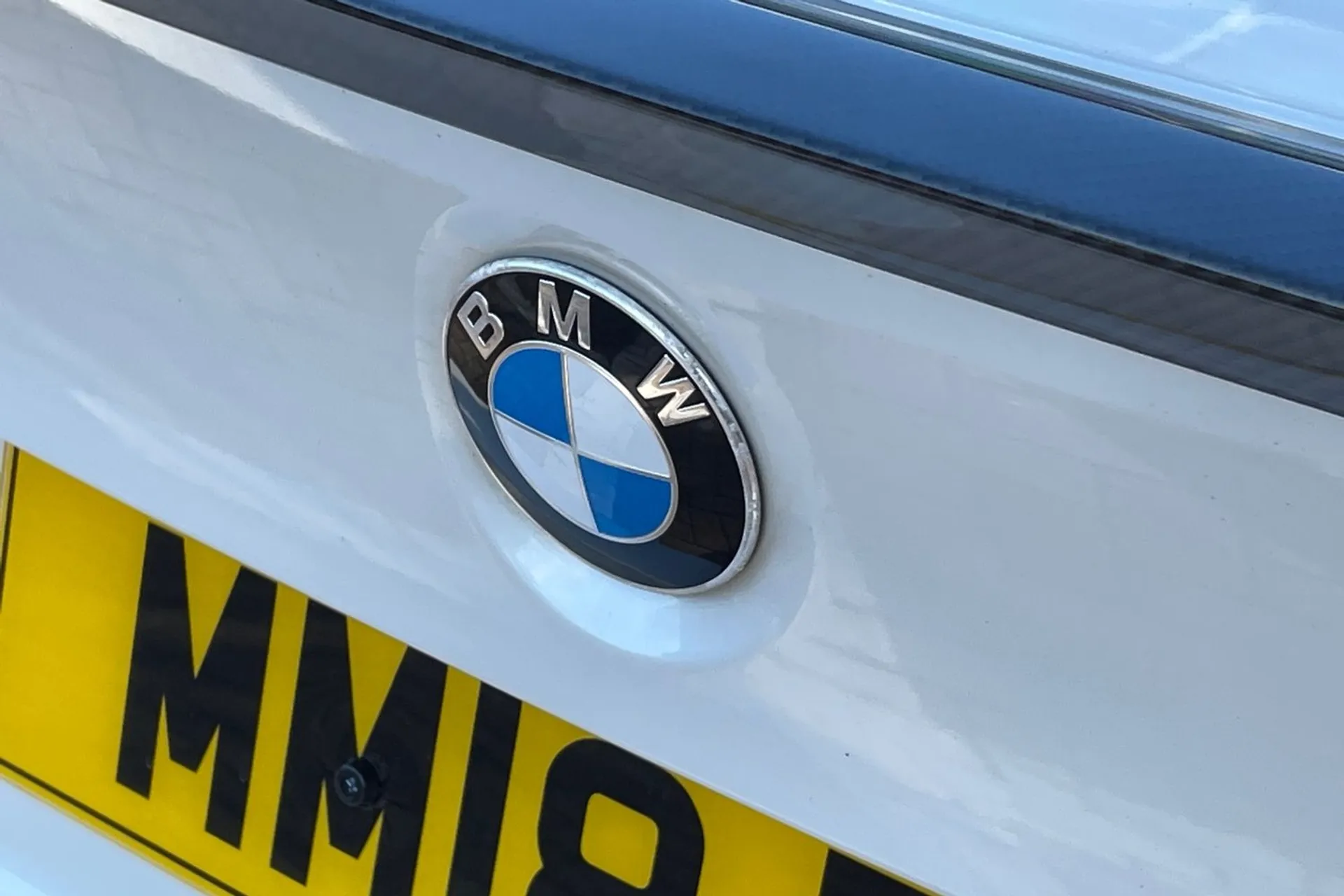 BMW M4 thumbnail image number 48