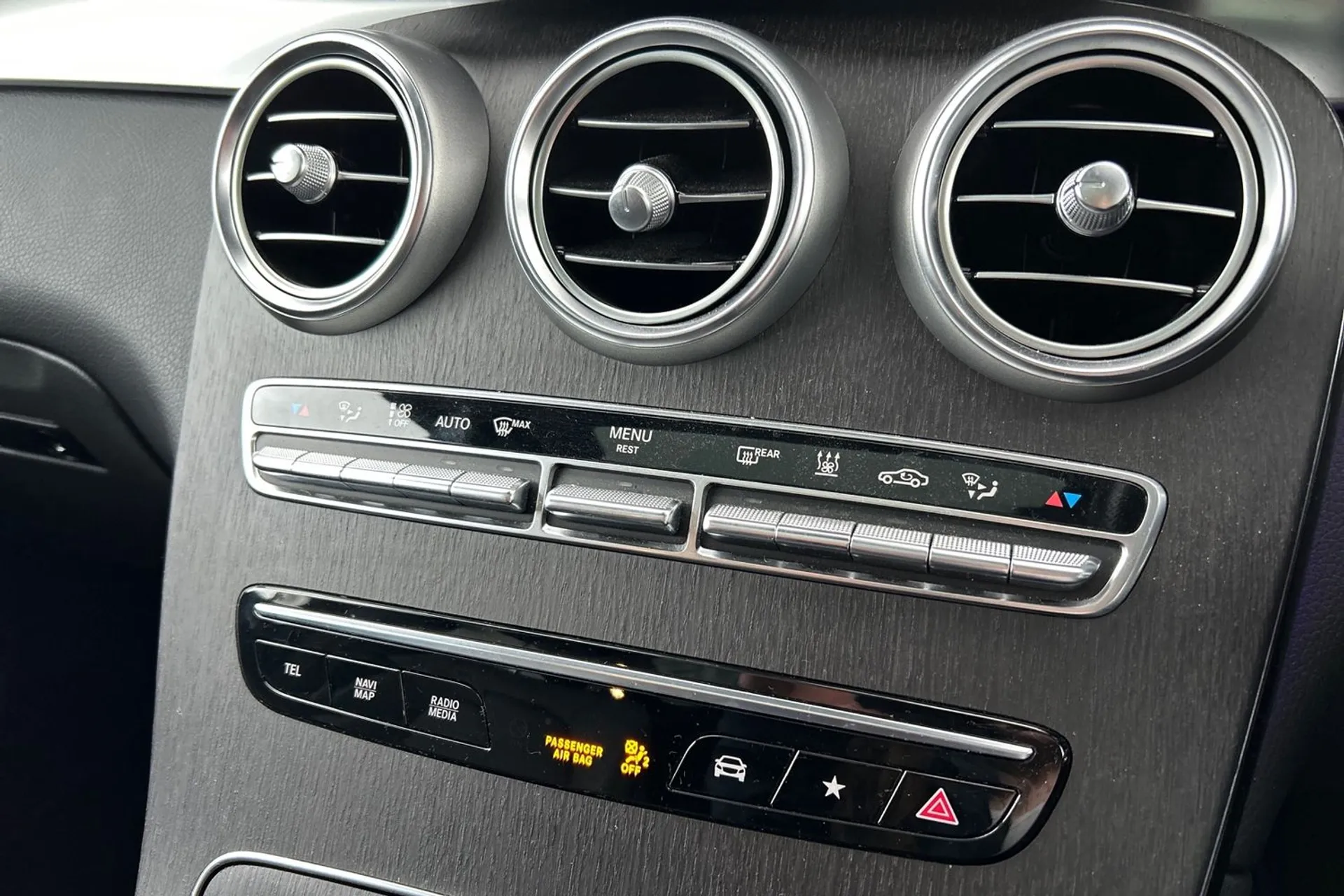 MERCEDES-BENZ GLC thumbnail image number 43