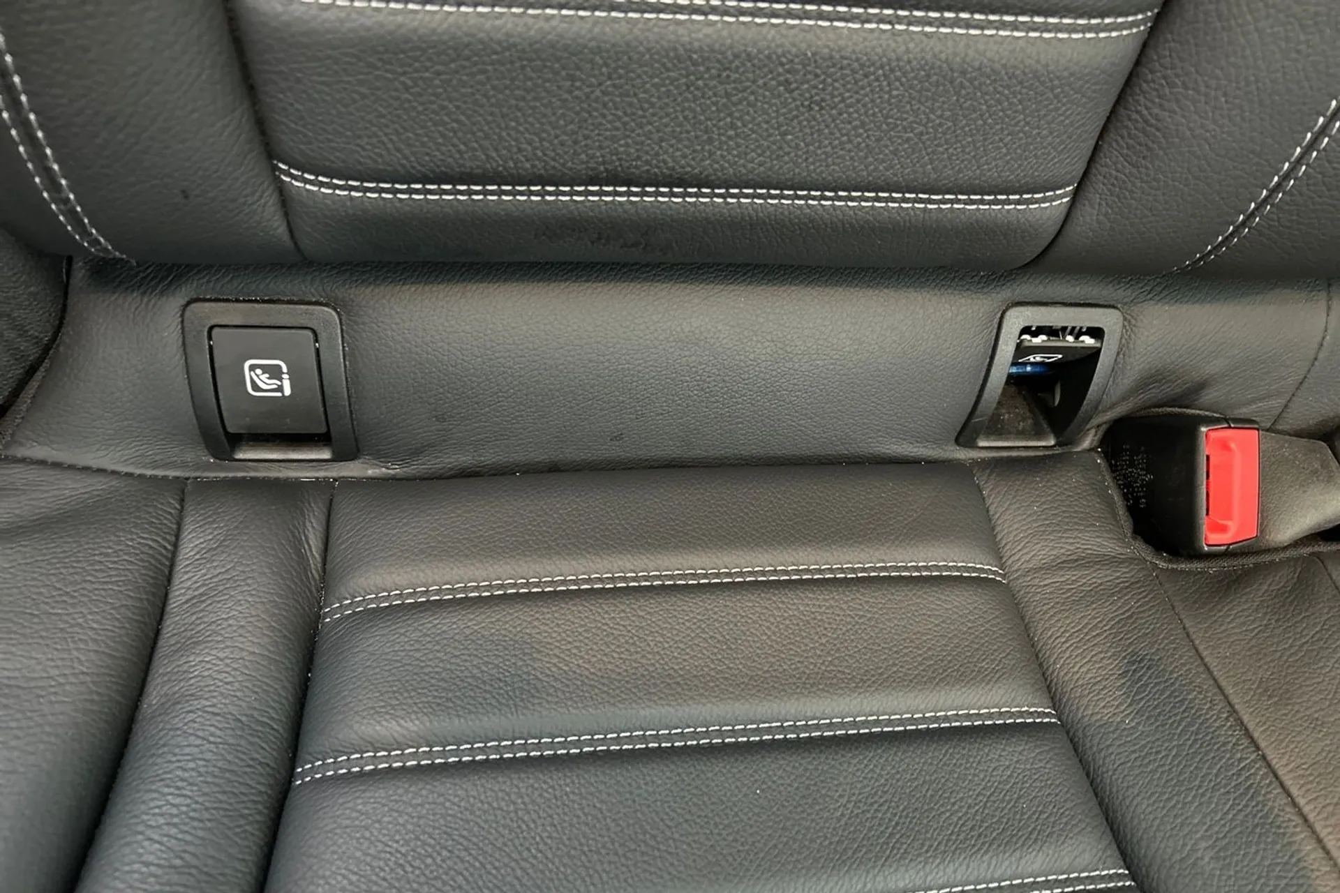 MERCEDES-BENZ GLC thumbnail image number 35