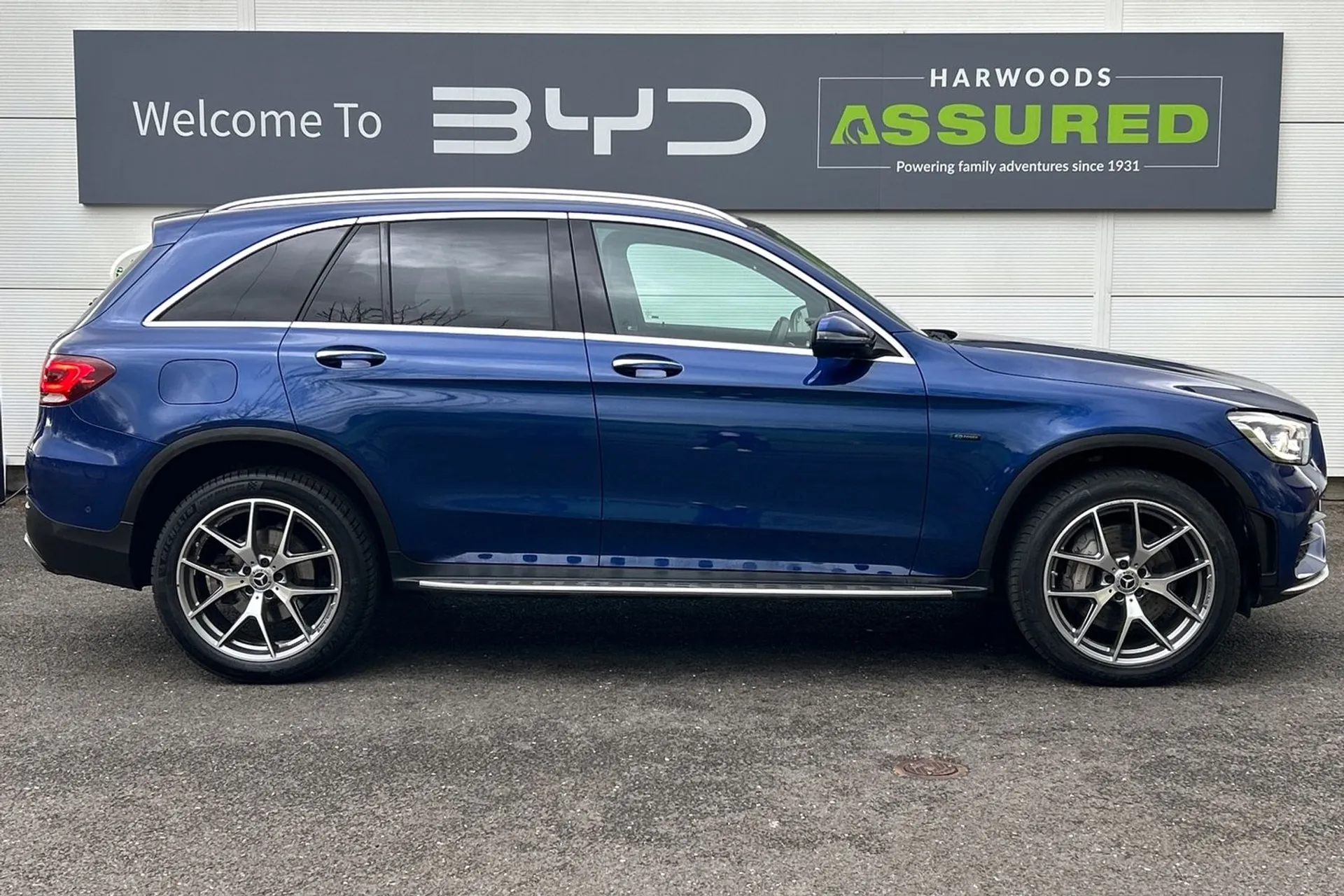 MERCEDES-BENZ GLC thumbnail image number 2