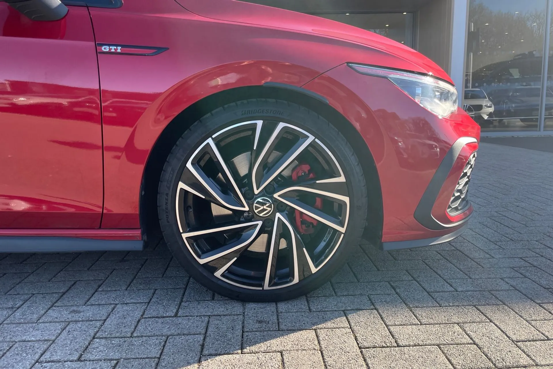 VOLKSWAGEN GOLF thumbnail image number 13