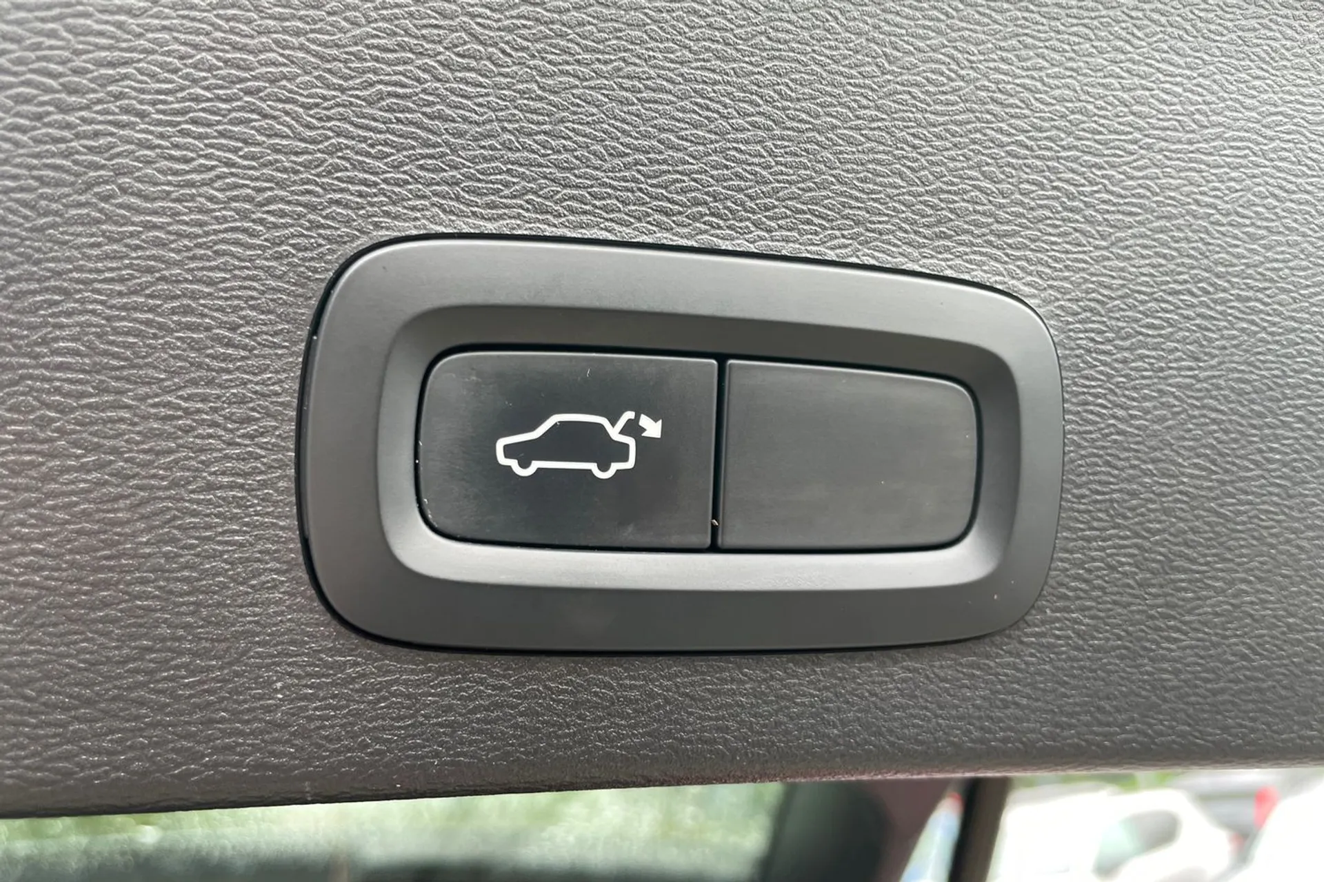 Volvo XC40 thumbnail image number 20