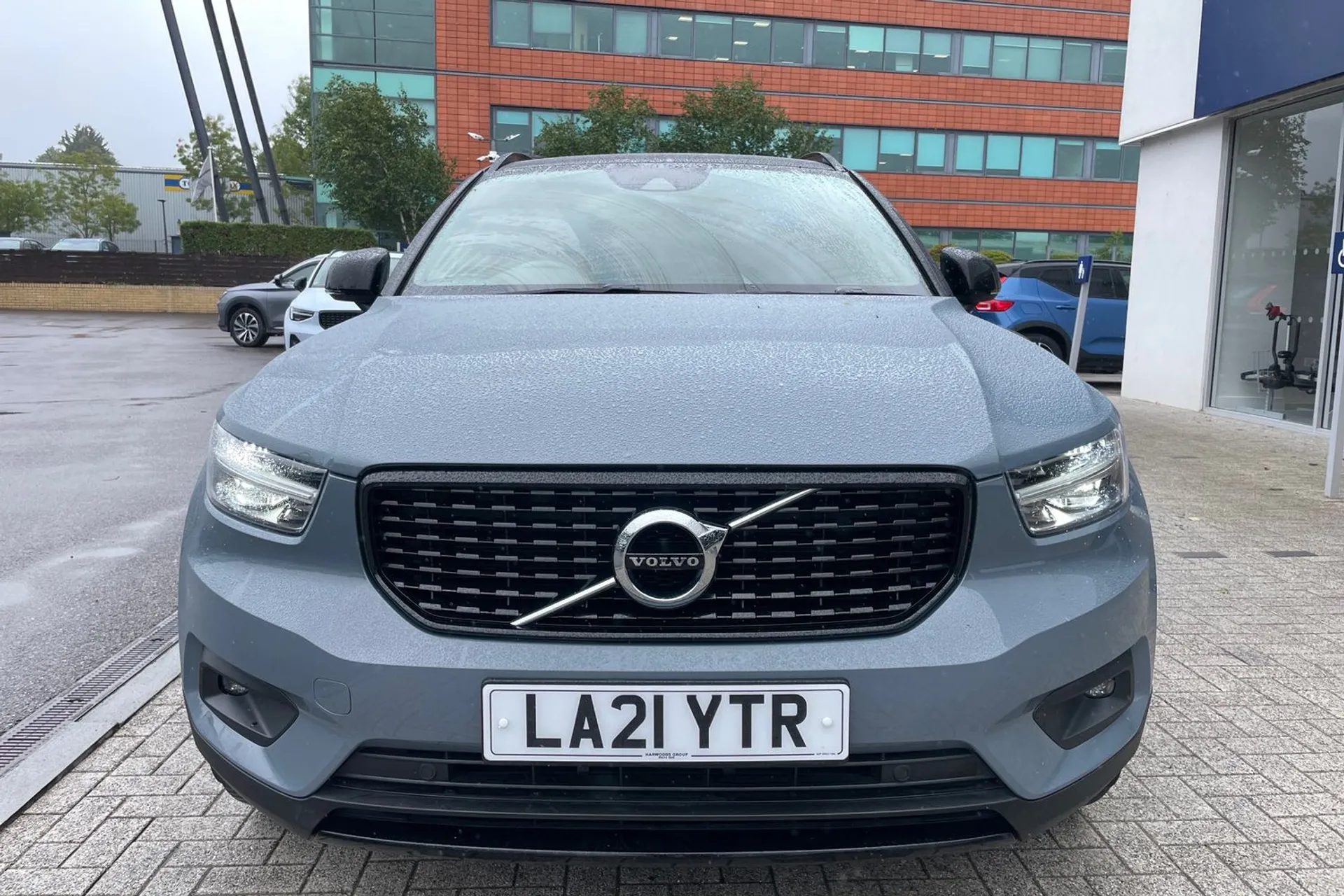 Volvo XC40 thumbnail image number 12