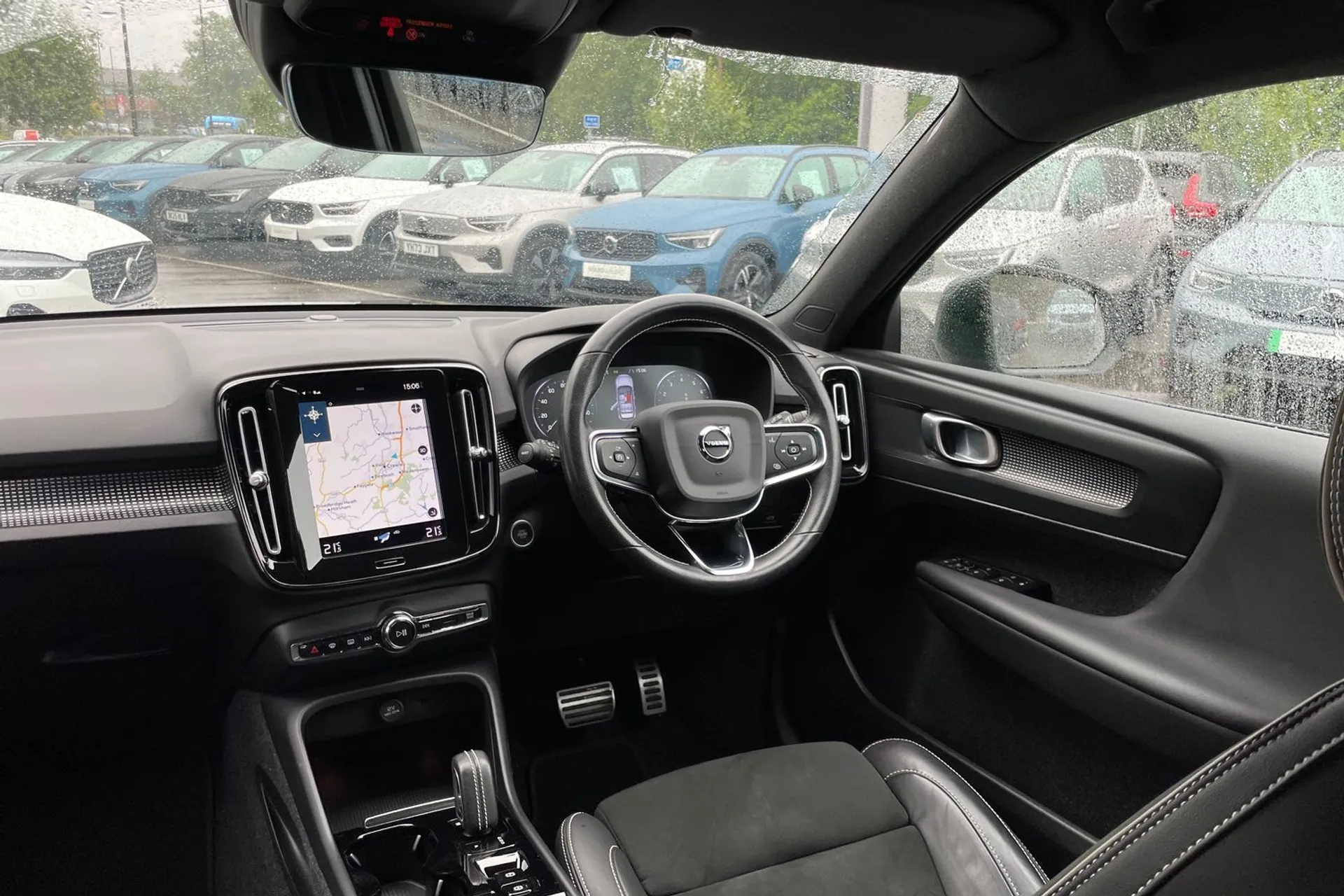 Volvo XC40 thumbnail image number 32