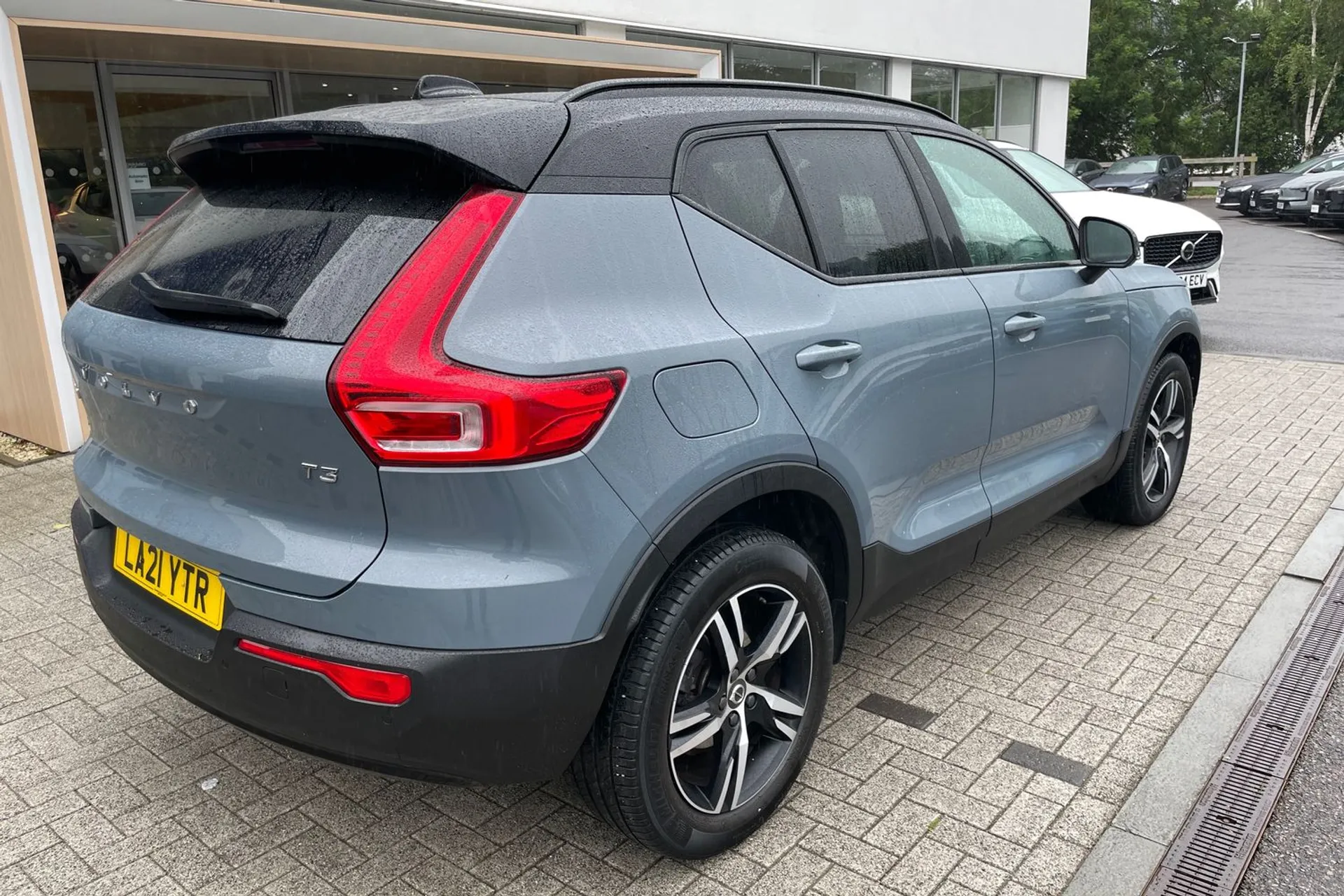 Volvo XC40 thumbnail image number 7