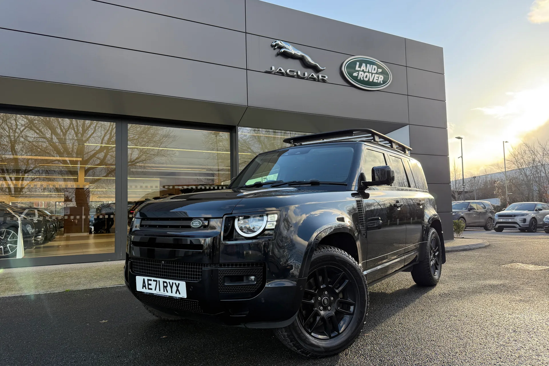 LAND ROVER DEFENDER thumbnail image number 26