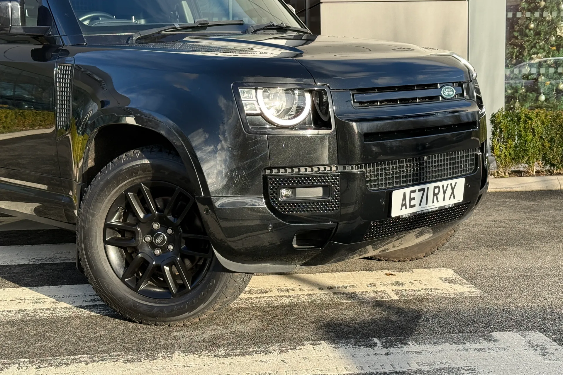 LAND ROVER DEFENDER thumbnail image number 28