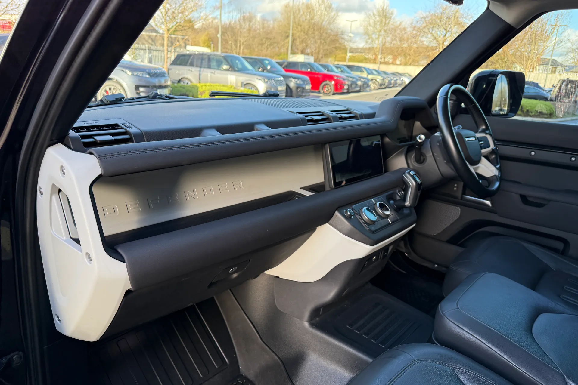 LAND ROVER DEFENDER thumbnail image number 40